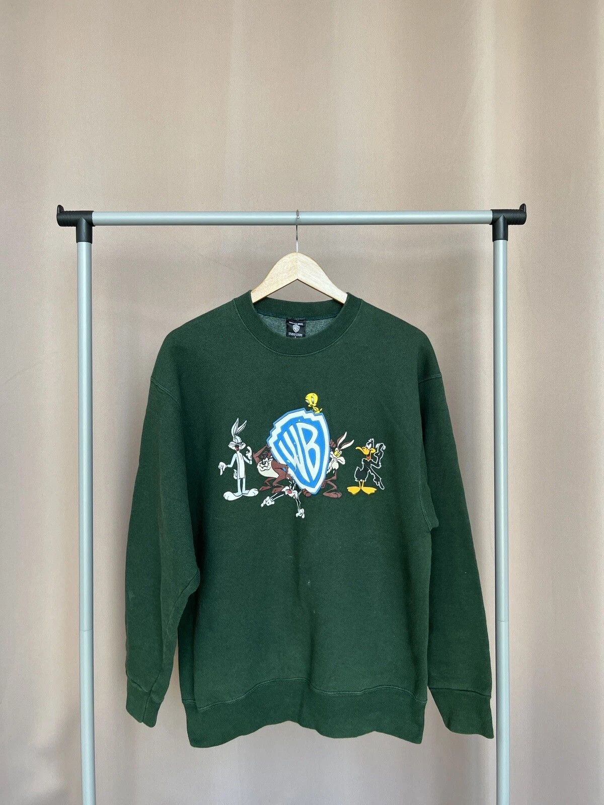 Warner Bros Warner Bros Looney Tunes Sweatshirt Mens Size L Vintage Size US L / EU 52-54 / 3 - 1 Thumbnail