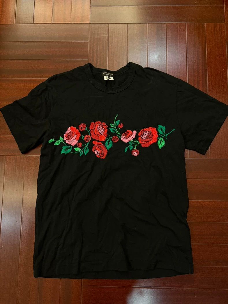 Comme des Garcons Comme Des Garcons Flower embroidery short sleeved shirt Size US L / EU 52-54 / 3 - 1 Thumbnail