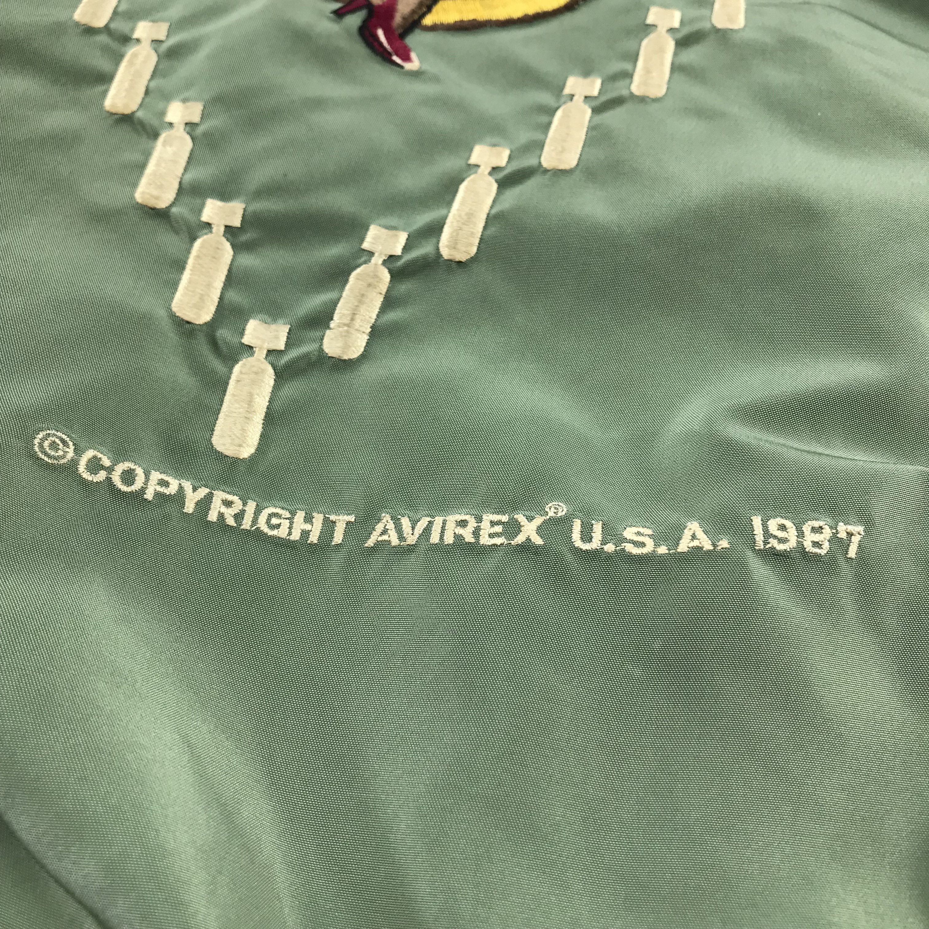 Avirex Vintage Avirex MA-1 Bomber Flight Pinup Girl Jacket K1233 Size US XL / EU 56 / 4 - 5 Thumbnail