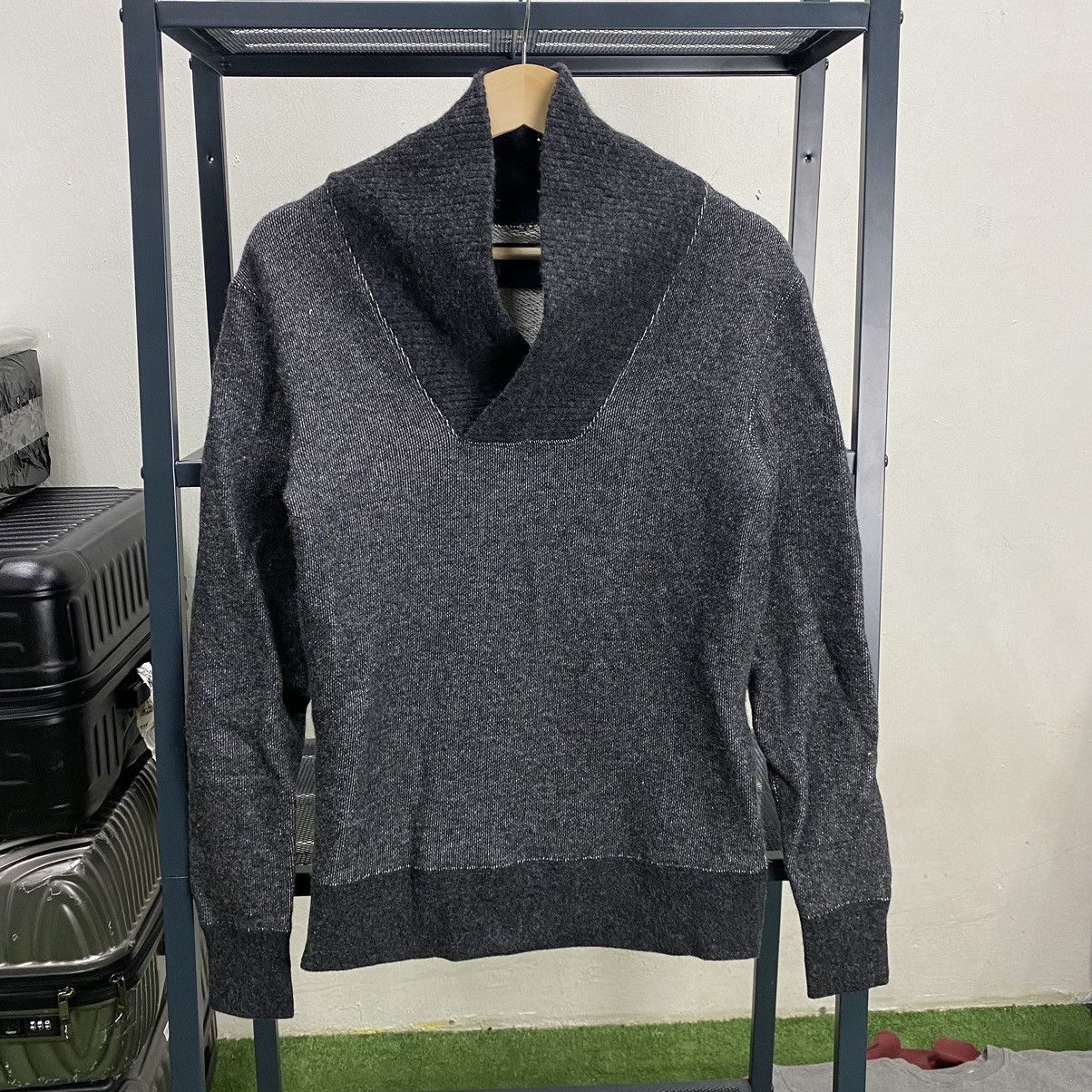 junhashimoto JUNHASHIMOTO Shawl Collared Sweater Made In Japan Size US S / EU 44-46 / 1 - 1 Thumbnail