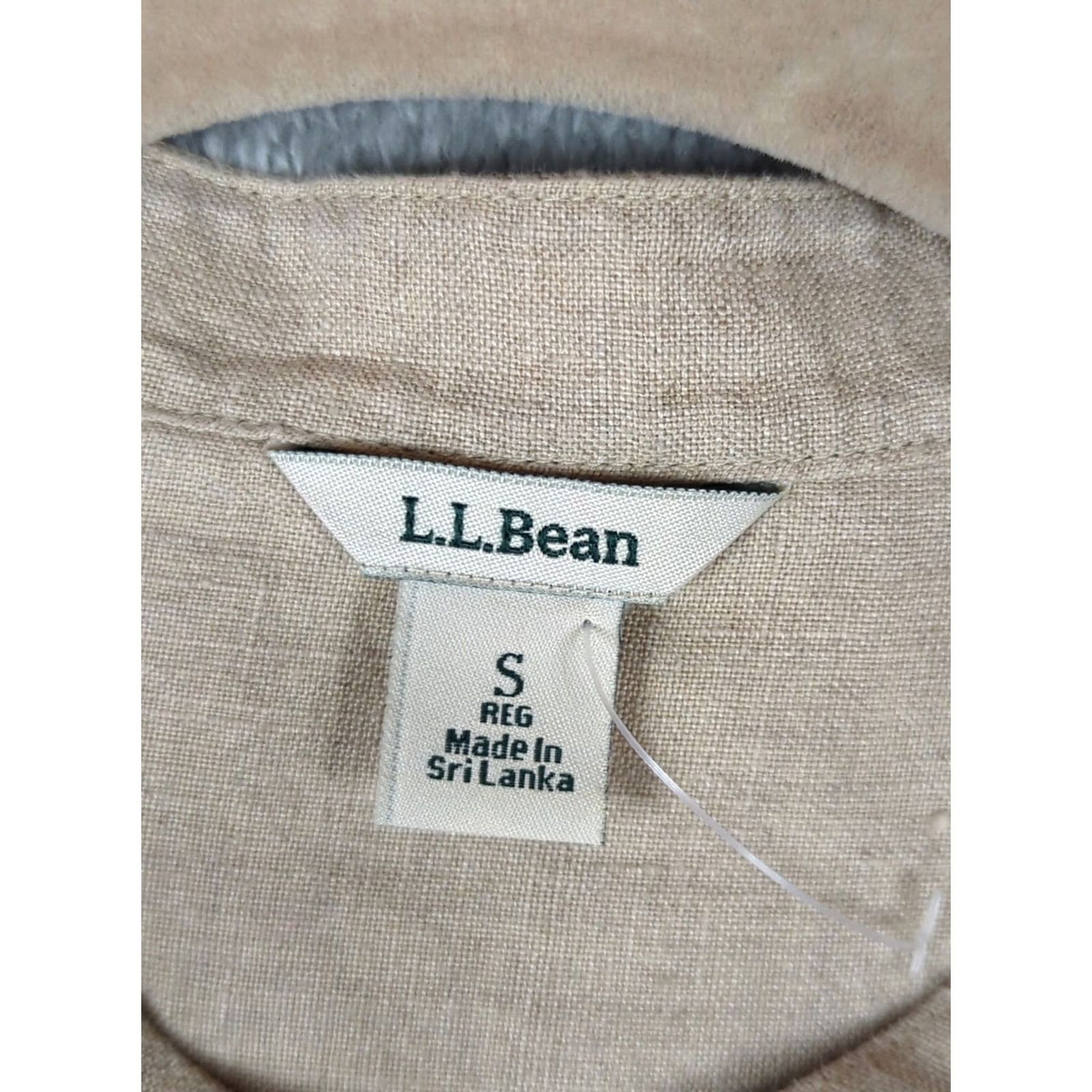 Vintage L.L. Bean Shirt Womens Small Beige Pleated Front Band Collar Long Sleeve Button | Linen Shirt | Casual Bohemian | Beige Size M / US 6-8 / IT 42-44 - 2 Thumbnail