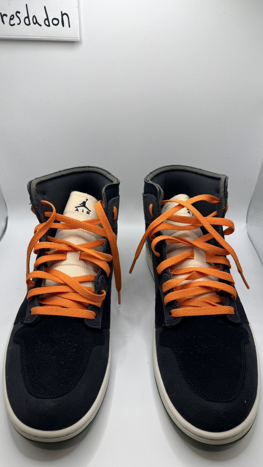 Jordan Brand Air Jordan 1 Mid SE Size US 12 / EU 45 - 5 Thumbnail
