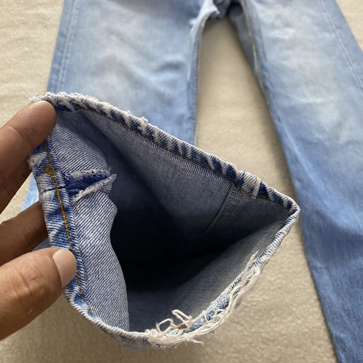 Levi's × Vintage Vintage 90's Levi's 501 Distressed Denim w35 Size US 35 - 6 Thumbnail