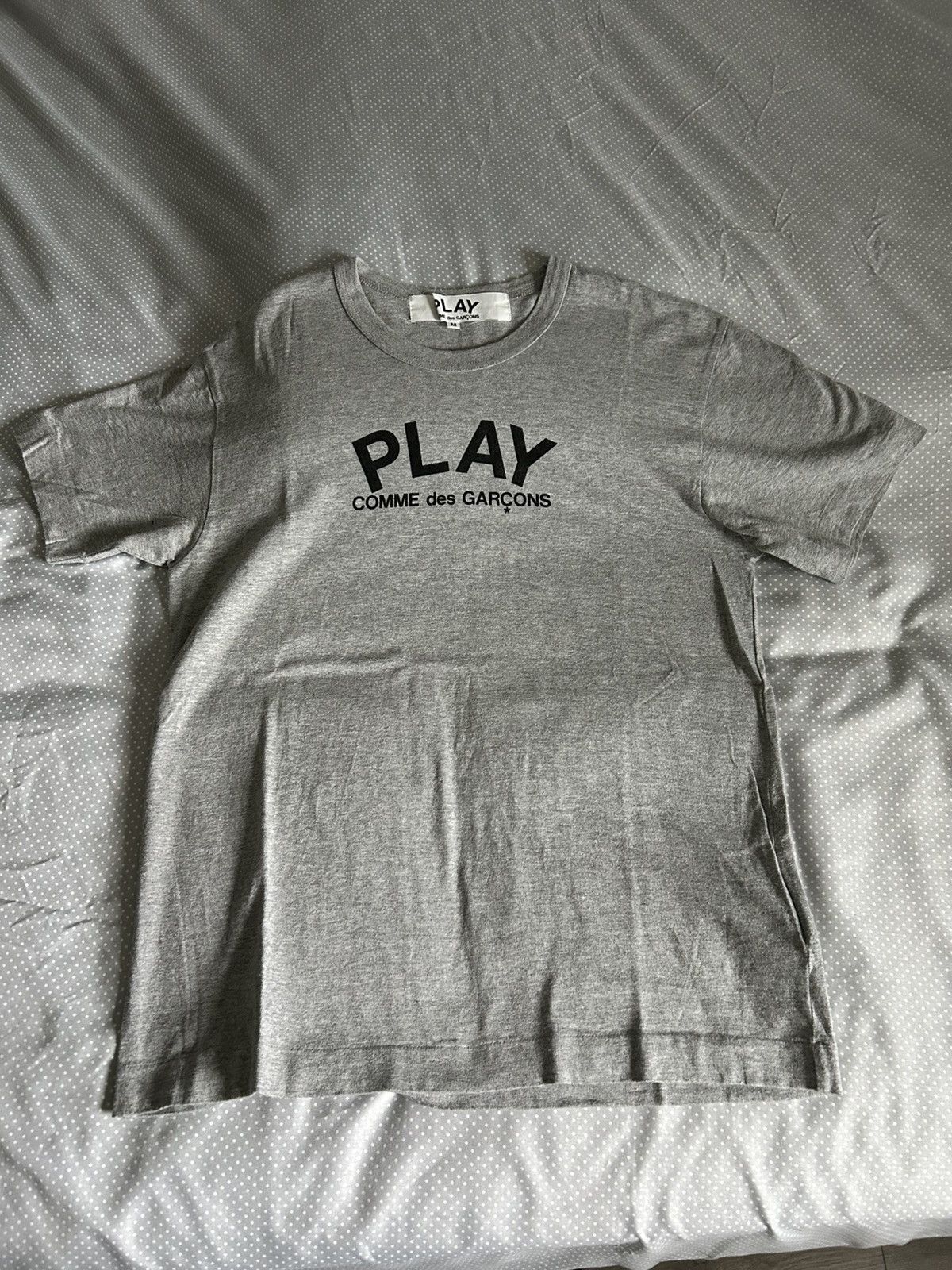 Comme des Garcons Comme des Garcons ‘Play’ Tee Size US M / EU 48-50 / 2 - 1 Thumbnail