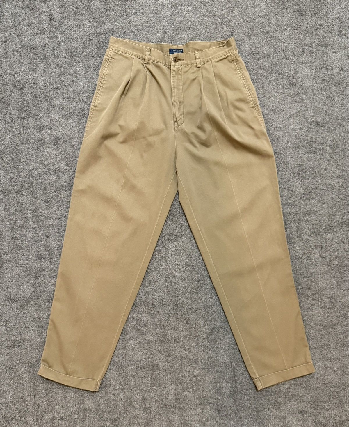 Chaps Ralph Lauren Vintage Chaps Ralph Lauren Pleated Chinos Tan 34x32 Size US 34 / EU 50 - 1 Thumbnail