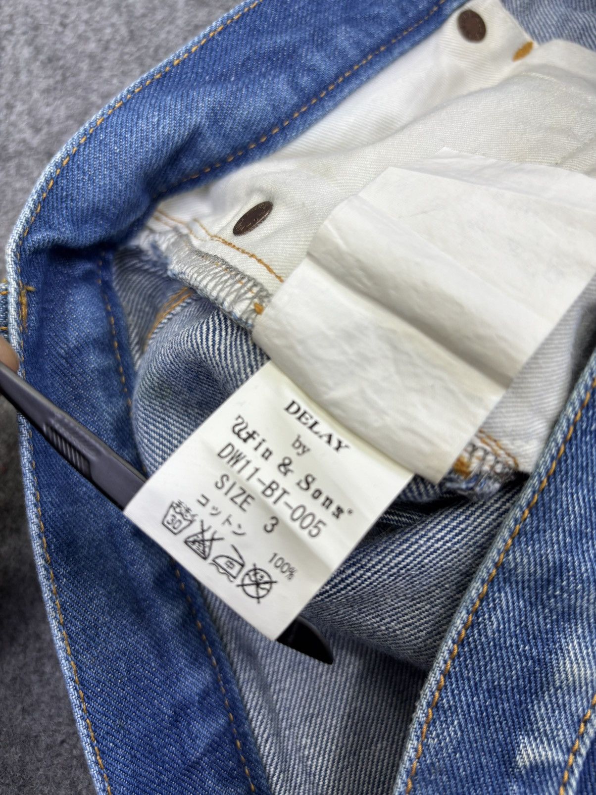 Japanese Brand 💥Insane Style💥fin&Sons Japan Smoky Fades Denim K6 Size US 34 / EU 50 - 13 Thumbnail