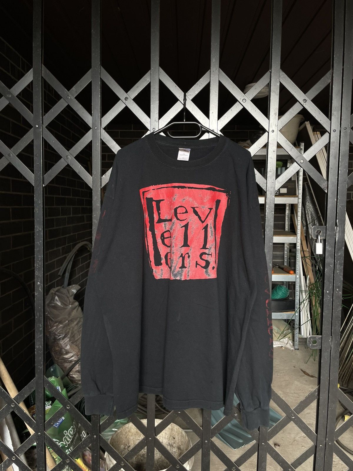 Band Tees × Vintage Vintage 90's Levellers Black Long Sleeve Shirt (Pink Floyd) Size US XXL / EU 58 / 5 - 4 Thumbnail