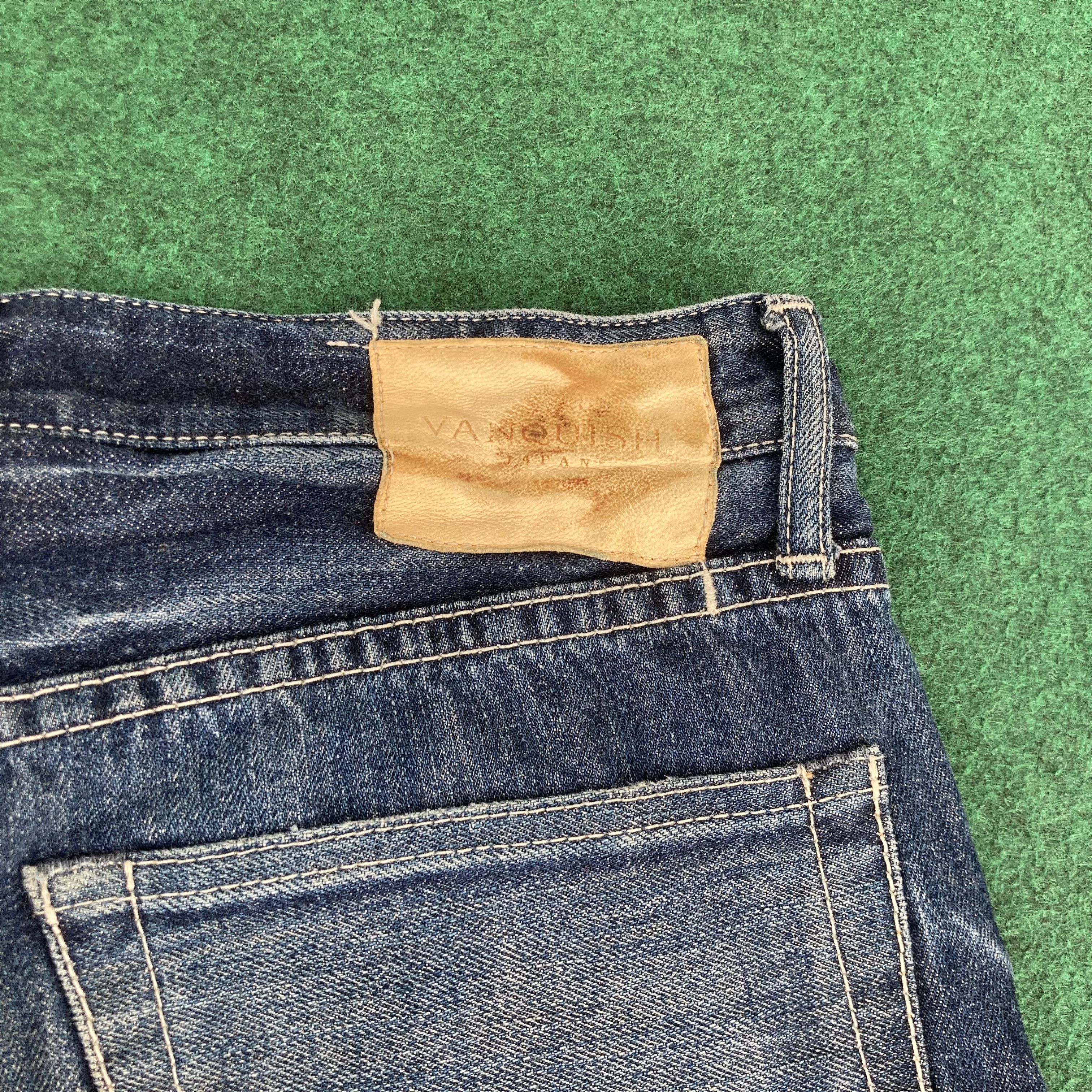 Vanquish 32x32.5 VANQUISH flared JAPAN Washed distressedJeans Size US 32 / EU 48 - 11 Thumbnail
