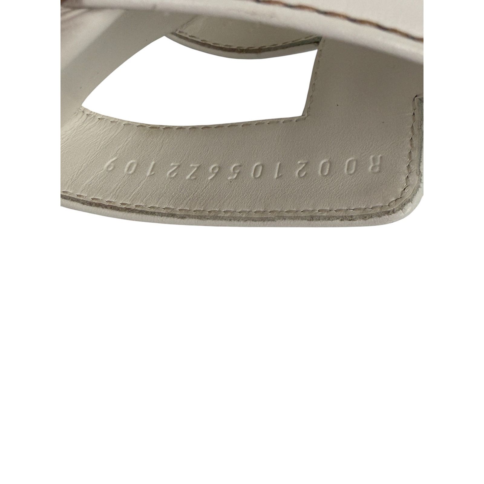 Hermes Hermes White Oran Sandal 36 Size US 6 / IT 36 - 8 Thumbnail