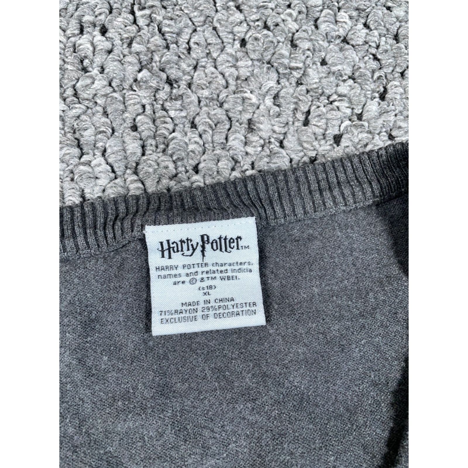 Vintage Harry Potter Gryffindor Varsity Cardigan Women's XL Gray Sweater Crest Patch Size XL / US 12-14 / IT 48-50 - 3 Thumbnail