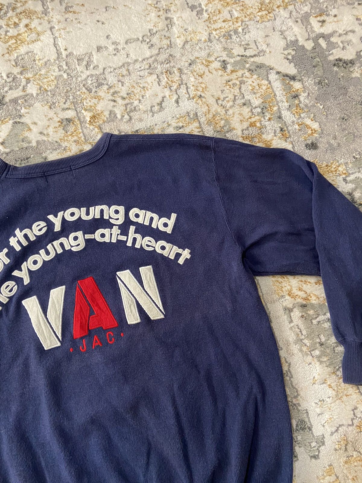 Japanese Brand VINTAGE VAN JAC EMBROIDERED PULLOVER SWEATSHIRT Size US L / EU 52-54 / 3 - 3 Thumbnail