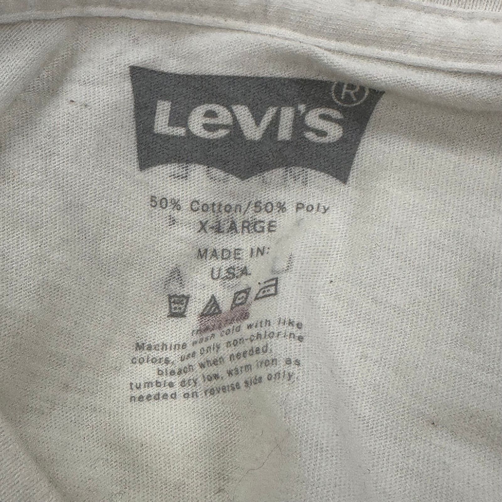 Levi's Levi's San Francisco destination tee T Shirt size XL B18 Size US XL / EU 56 / 4 - 5 Thumbnail