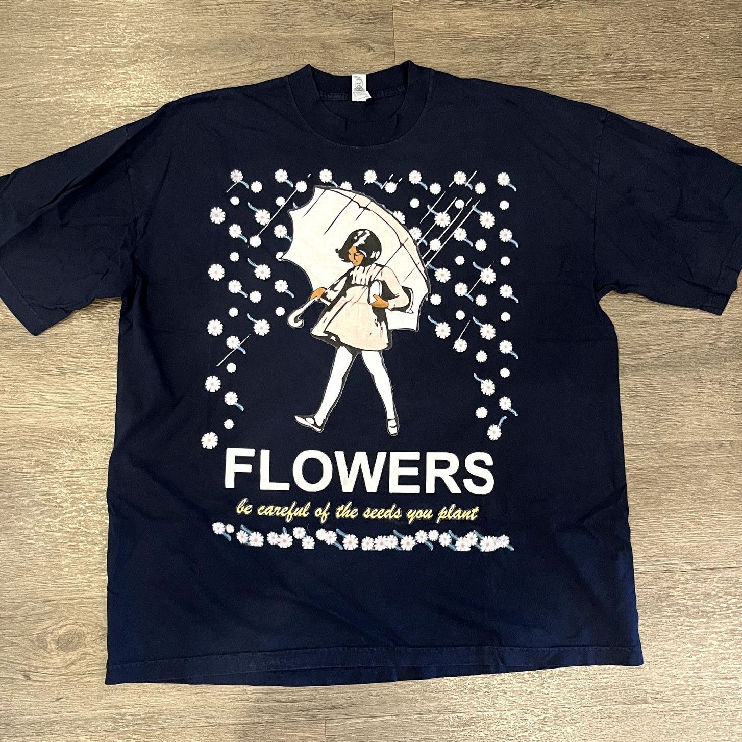 Los Angeles Apparel Los Angeles Apparel Flowers Graphic Tee Streetwear Size US XL / EU 56 / 4 - 1 Thumbnail
