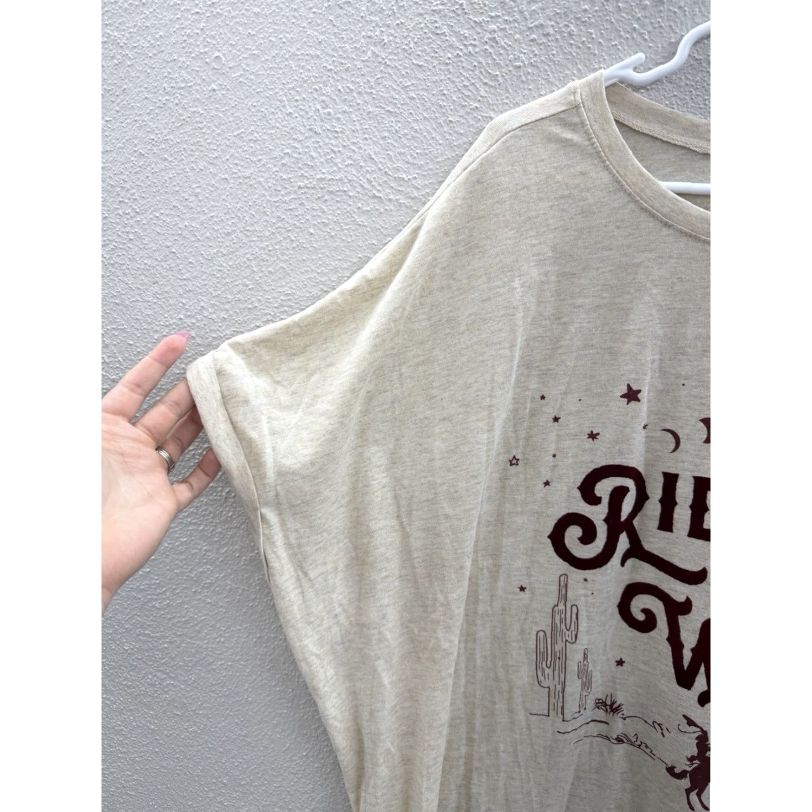 Vintage Terra & Sky Womens Shirt Size 4X Ride Out West Velvet Letters Short Sleeve Brown 4X Shirt Womens Plus Casual Sleeve V-Neck Tea & Sky? Size XXL / US 16-18 / IT 52-54 - 4 Thumbnail