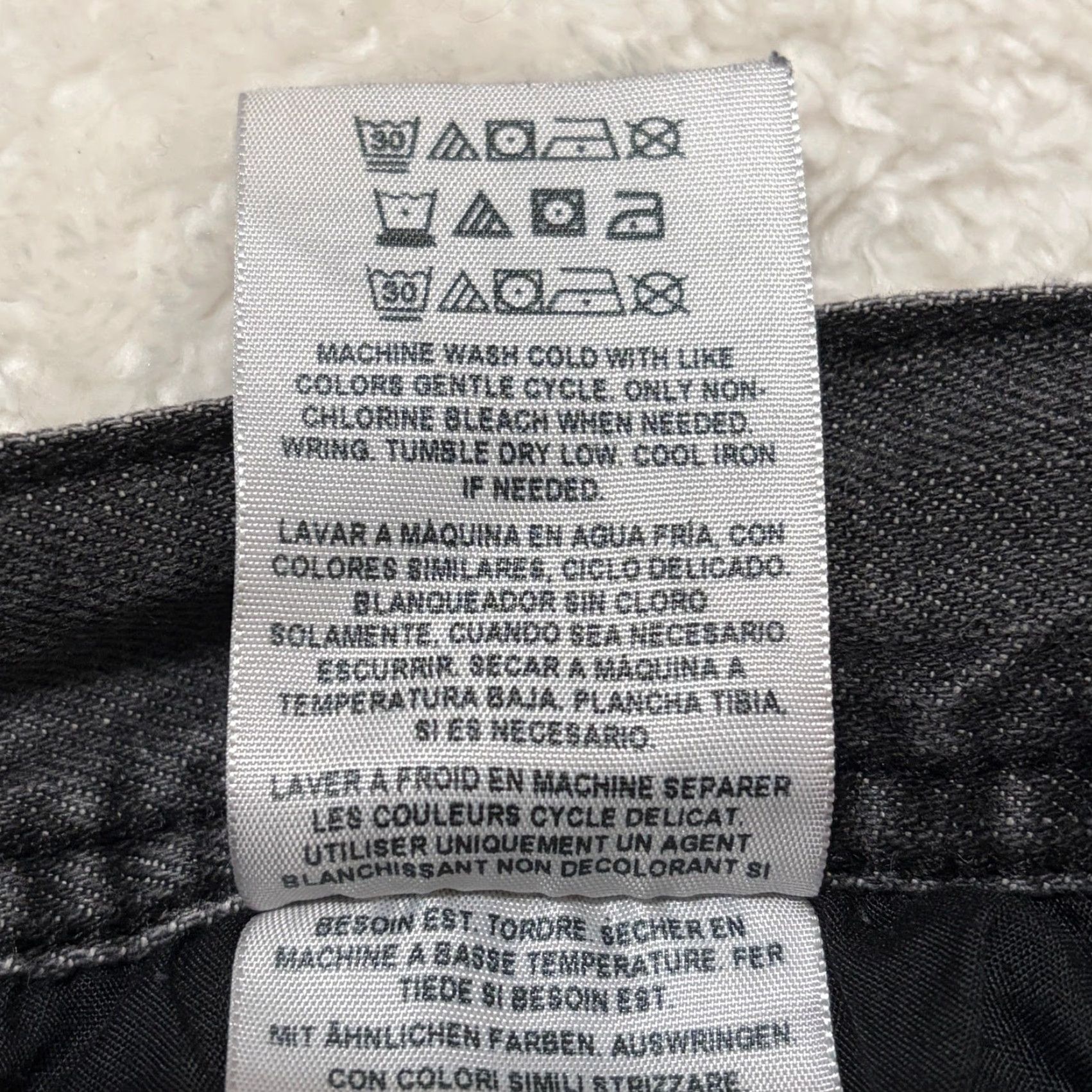 Guess VINTAGE Guess Jeans Mens 34 x 30 Black Relaxed Straight Rowland Fit Raw Hem Baggy Y2k Size US 34 / EU 50 - 6 Thumbnail