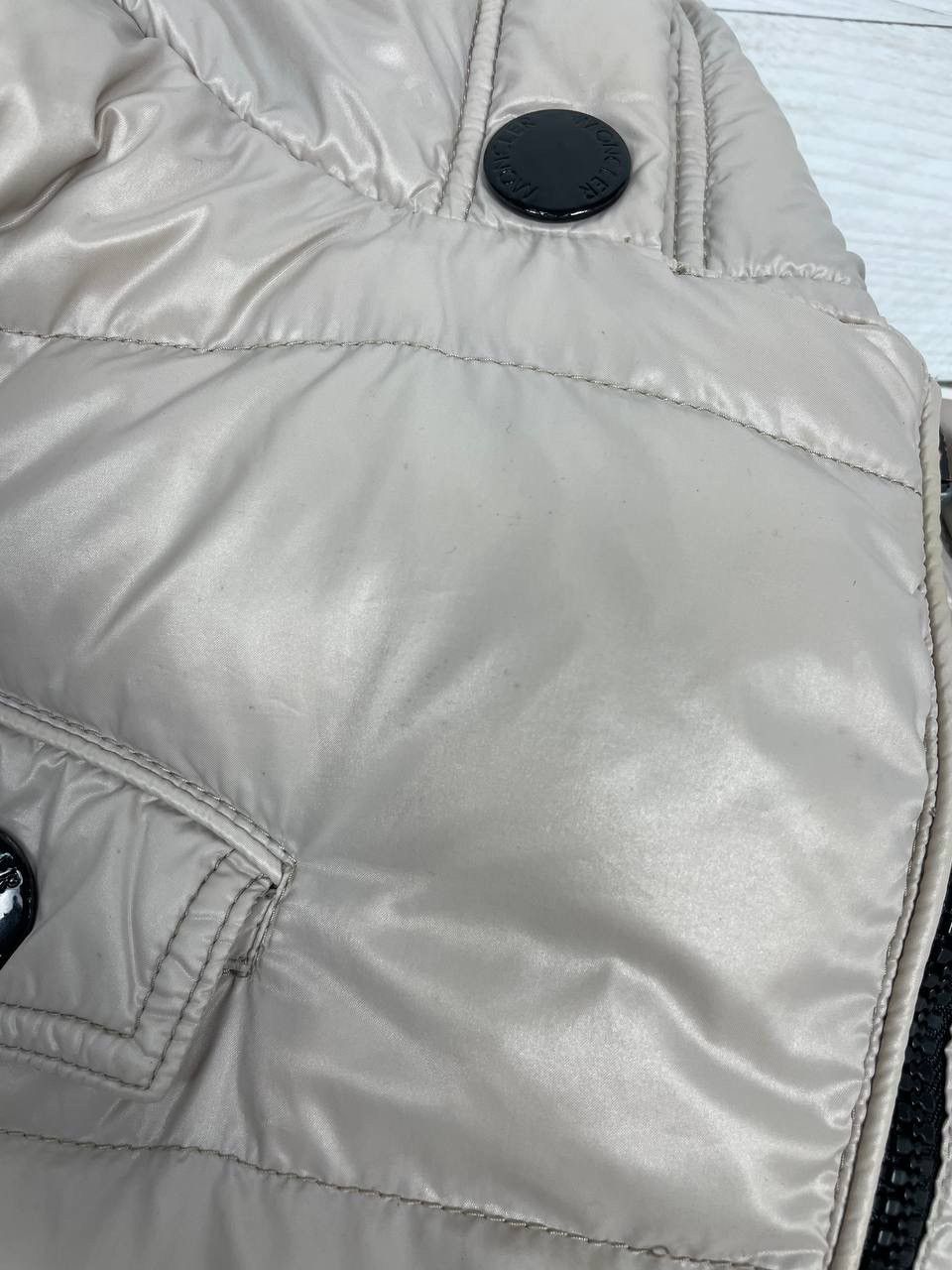 Moncler Vintage Moncler Indre Giubboto Women Puffer Jacket Beige Size XS / US 0-2 / IT 36-38 - 21 Thumbnail