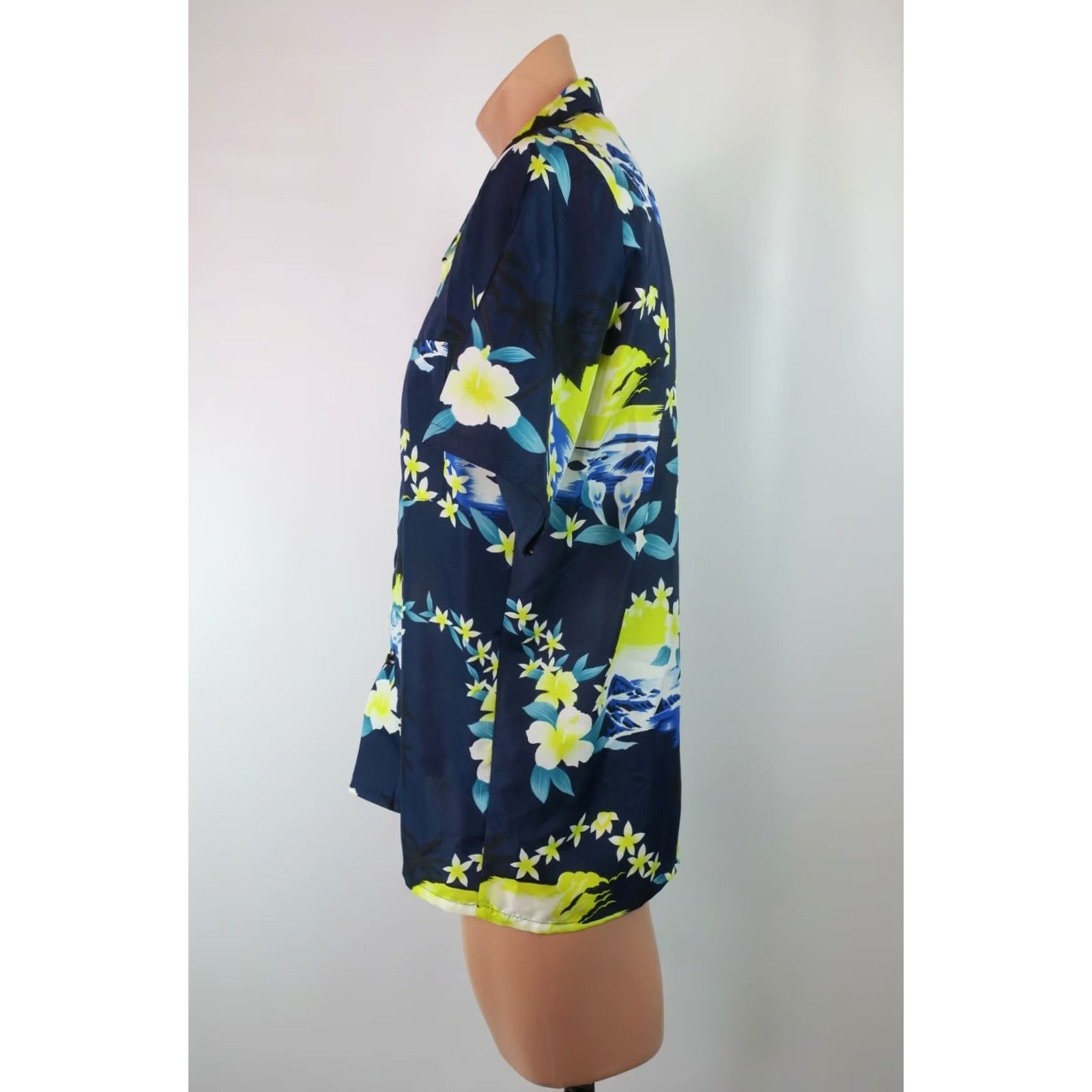 Vintage VINTAGE K MART STYLED IN CALIFORNIA Hawaiian Aloha Collared Shirt Sz M 70s Size US M / EU 48-50 / 2 - 6 Thumbnail