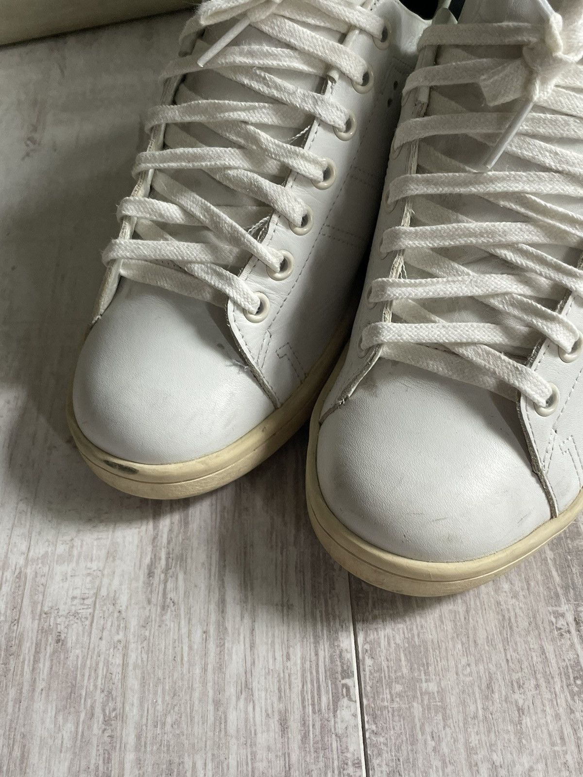 Isabel Marant × Isabel Marant Etoile Isabel Marant Etoile White Leather Sneakers Size US 7 / IT 37 - 7 Thumbnail