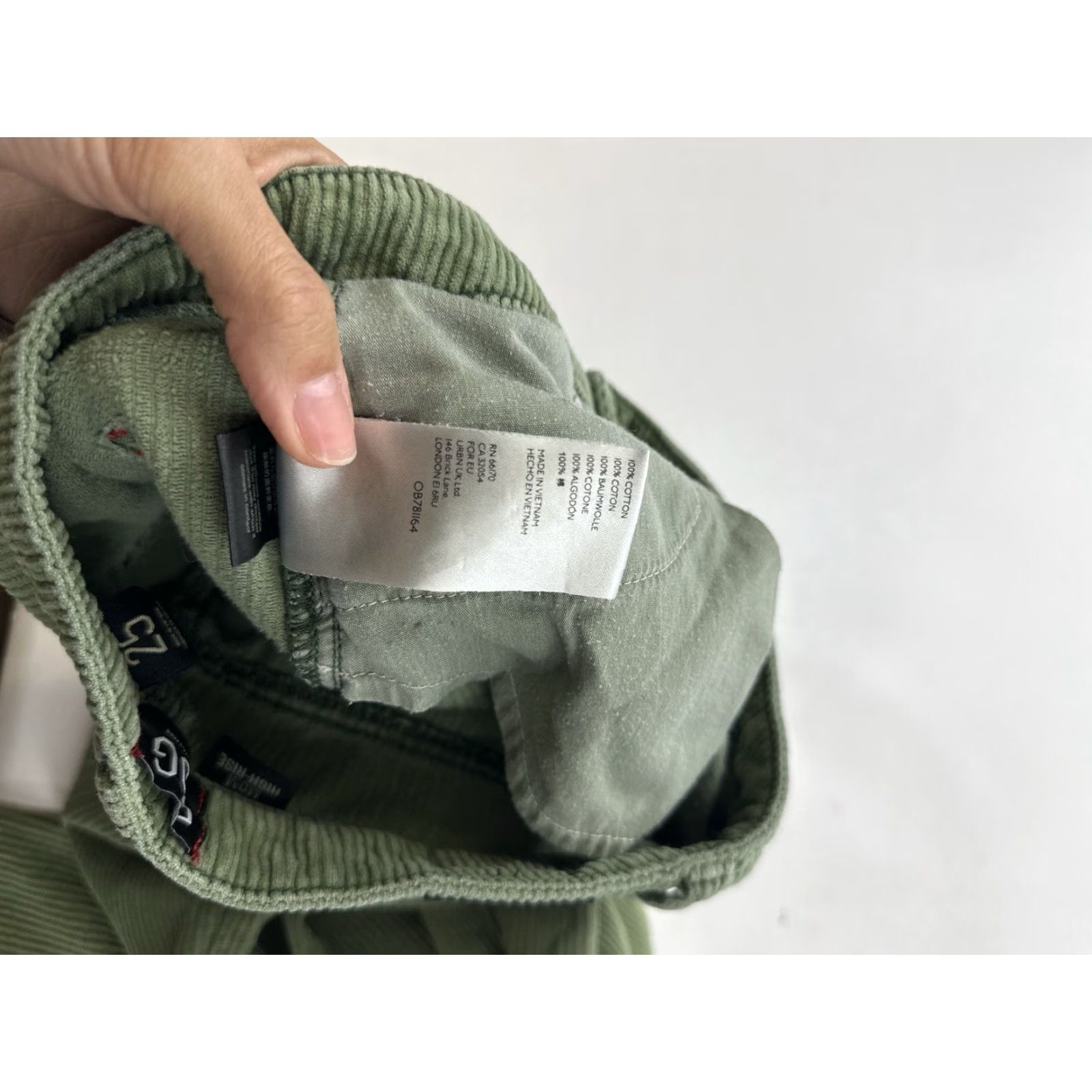 Bdg BDG Pants Women’s 25 Green Corduroy High Rise Mom Ankle Solid Cotton Womens Size 42" / US 20 - 6 Thumbnail