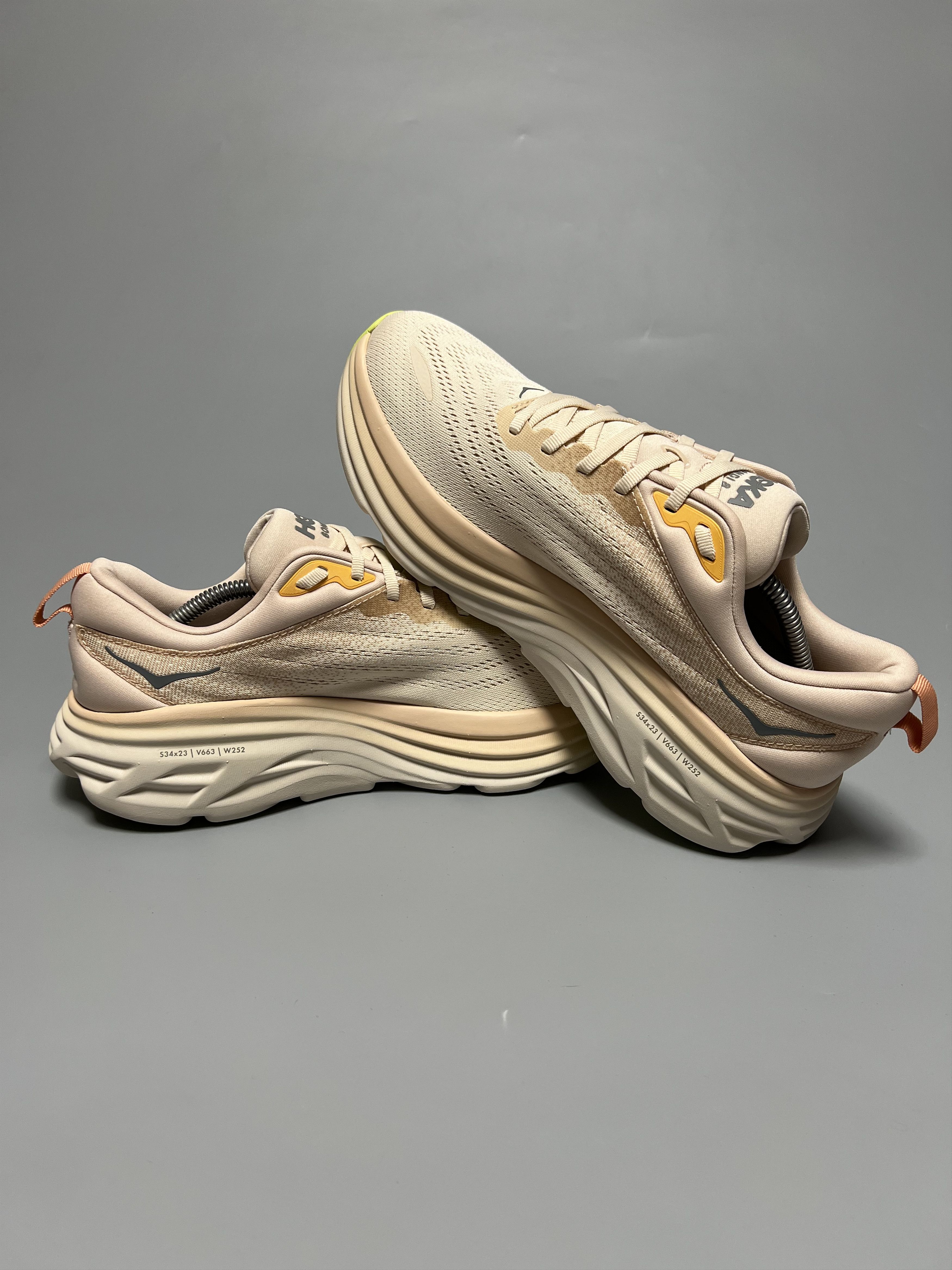 Hoka 11B Hoka One One Bondi 8 Running Shoes Walking Gym Size US 11 / IT 41 - 5 Thumbnail