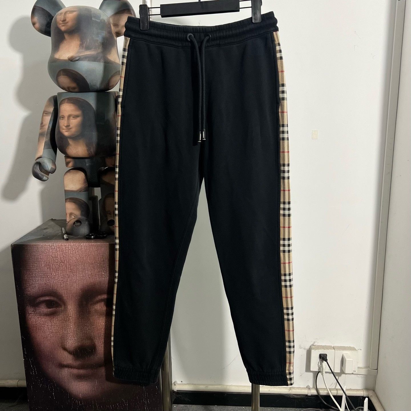 Burberry Burberry Patchwork Plaid Casual Pants 30 Men Size US 30 / EU 46 - 1 Thumbnail