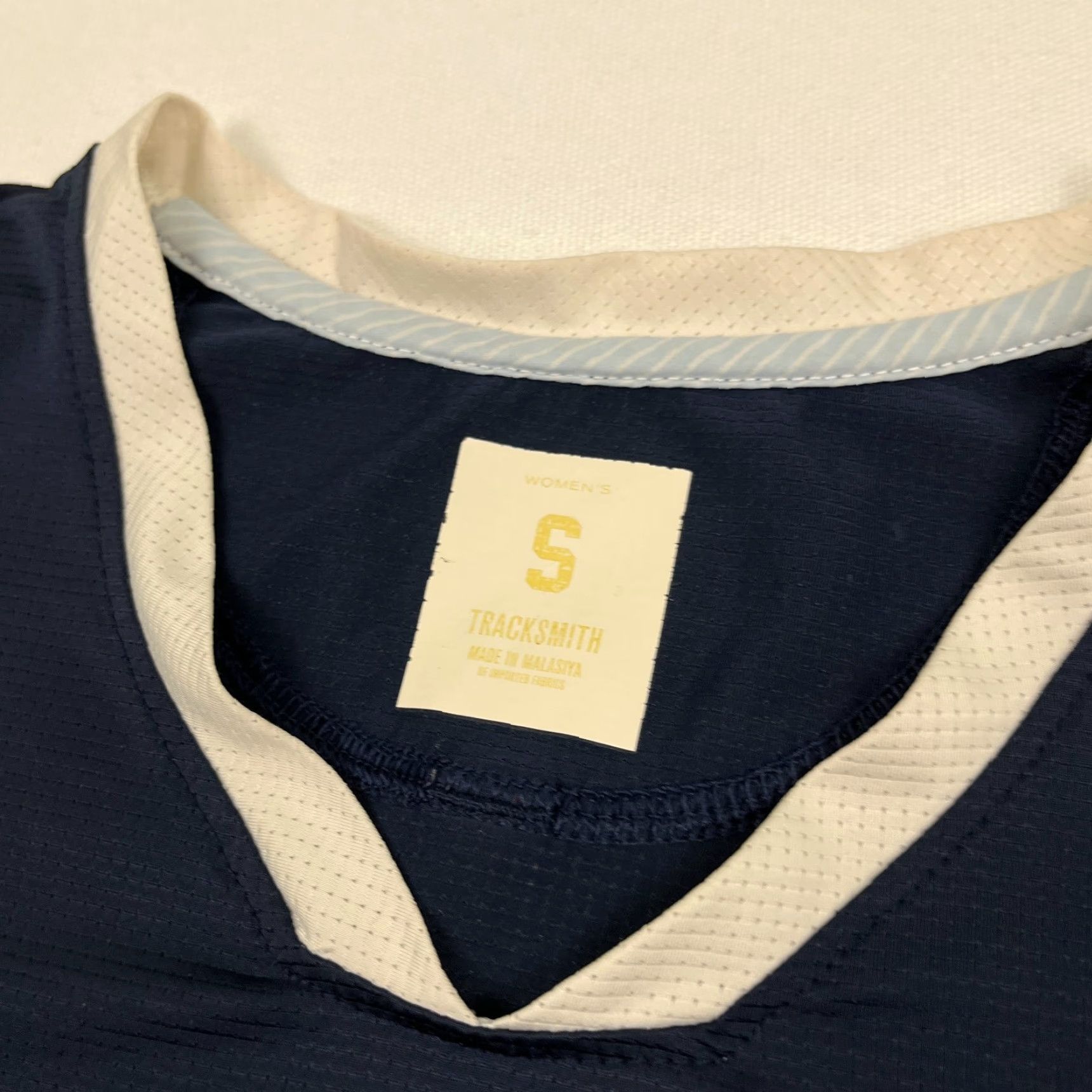 Vintage Tracksmith Twilight Shirt Womens Small Blue Active Running Training Long Sleeve Shirt Size S / US 4 / IT 40 - 4 Thumbnail