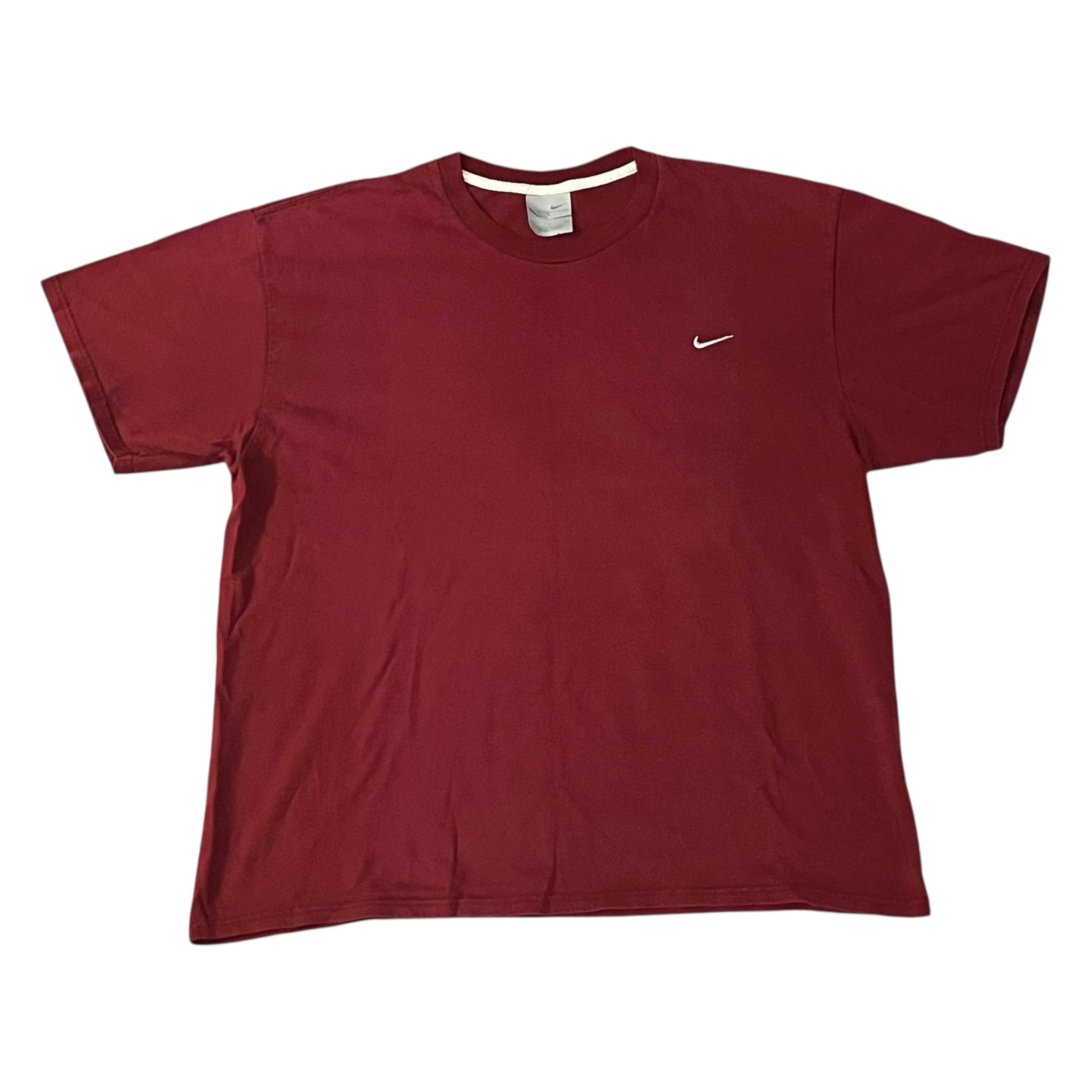 Nike VINTAGE Nike Gem Swoosh T Shirt faded y2k Size US L / EU 52-54 / 3 - 1 Thumbnail