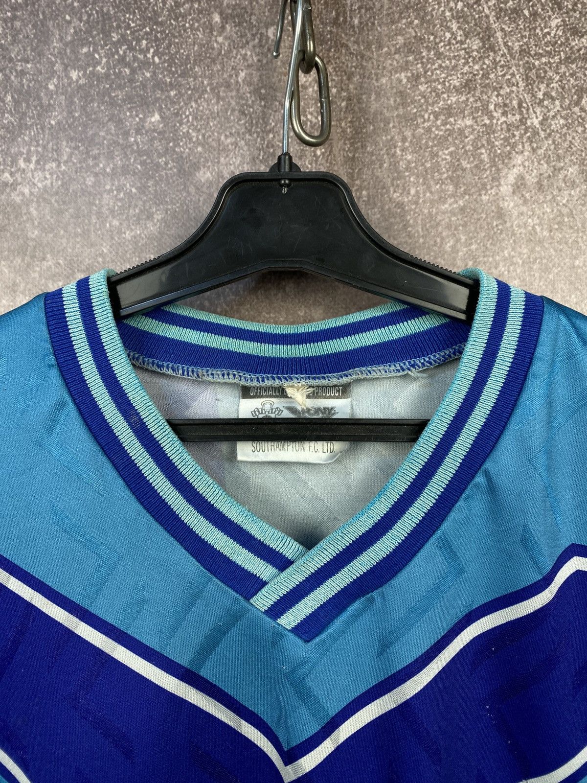 PONY 1993/95 Southhampton away kit Size US XL / EU 56 / 4 - 3 Thumbnail