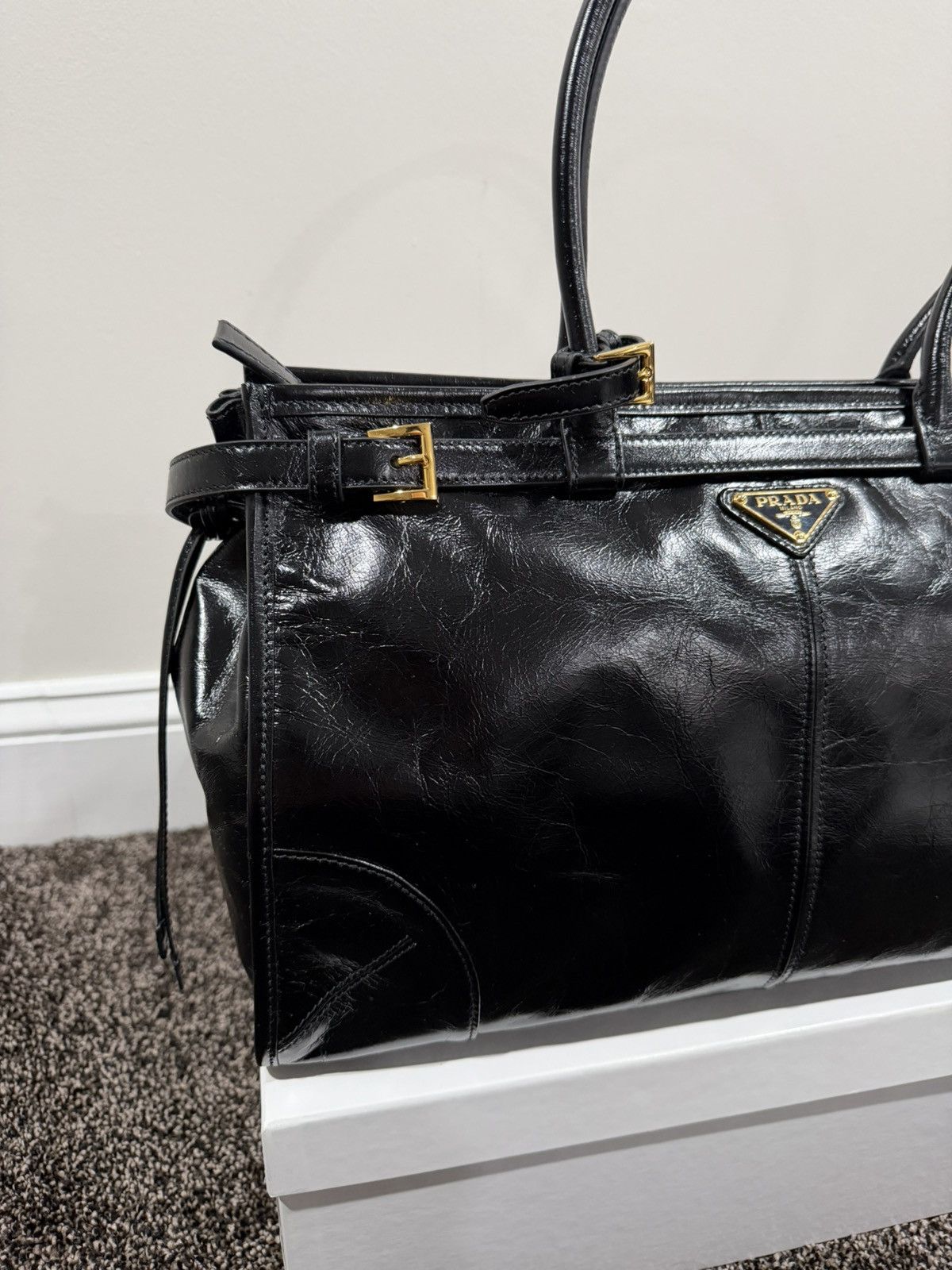 Prada Prada Bonnie Large Black Glossy Leather Handbag Size ONE SIZE - 2 Thumbnail