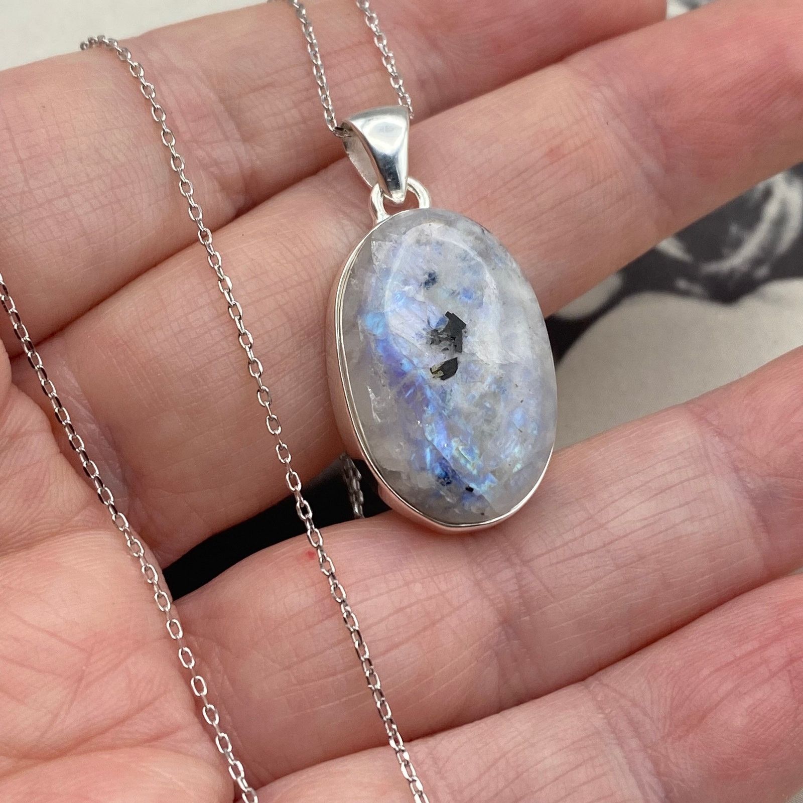 The Unbranded Brand Natural Rainbow Moonstone And Quartz Sterling Necklace Size ONE SIZE - 3 Thumbnail
