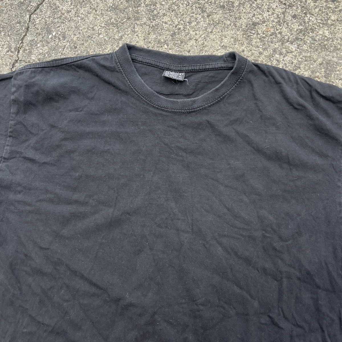 Vintage Vintage Y2K GEMROCK Faded Black Blank Shirt Size US XL / EU 56 / 4 - 2 Thumbnail