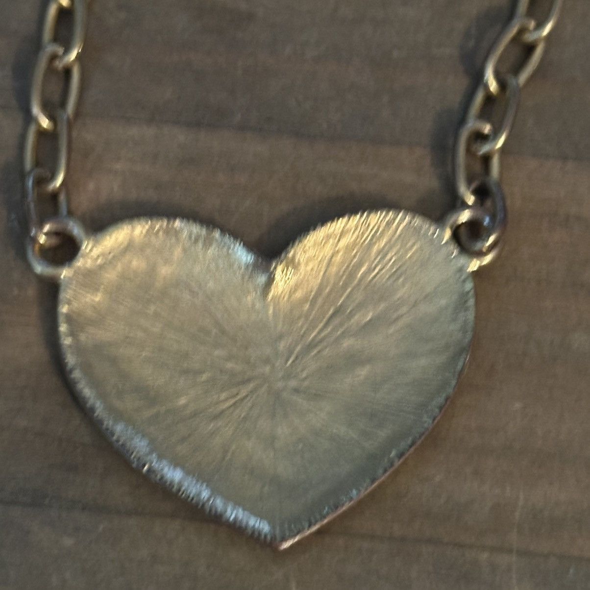 Other Gold tone hammered heart cable link chain necklace Size ONE SIZE - 4 Thumbnail