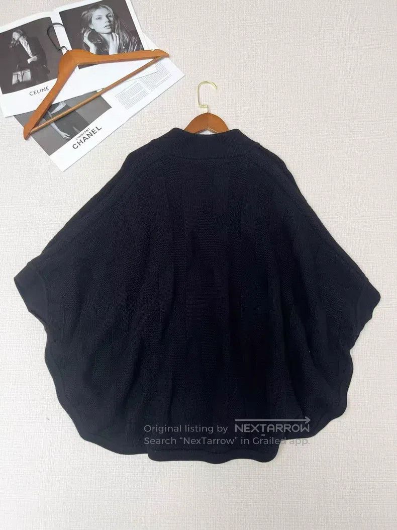 Hermes Hermes New style hooded sweater poncho Size XXS / US 00 / IT 34 - 2 Thumbnail