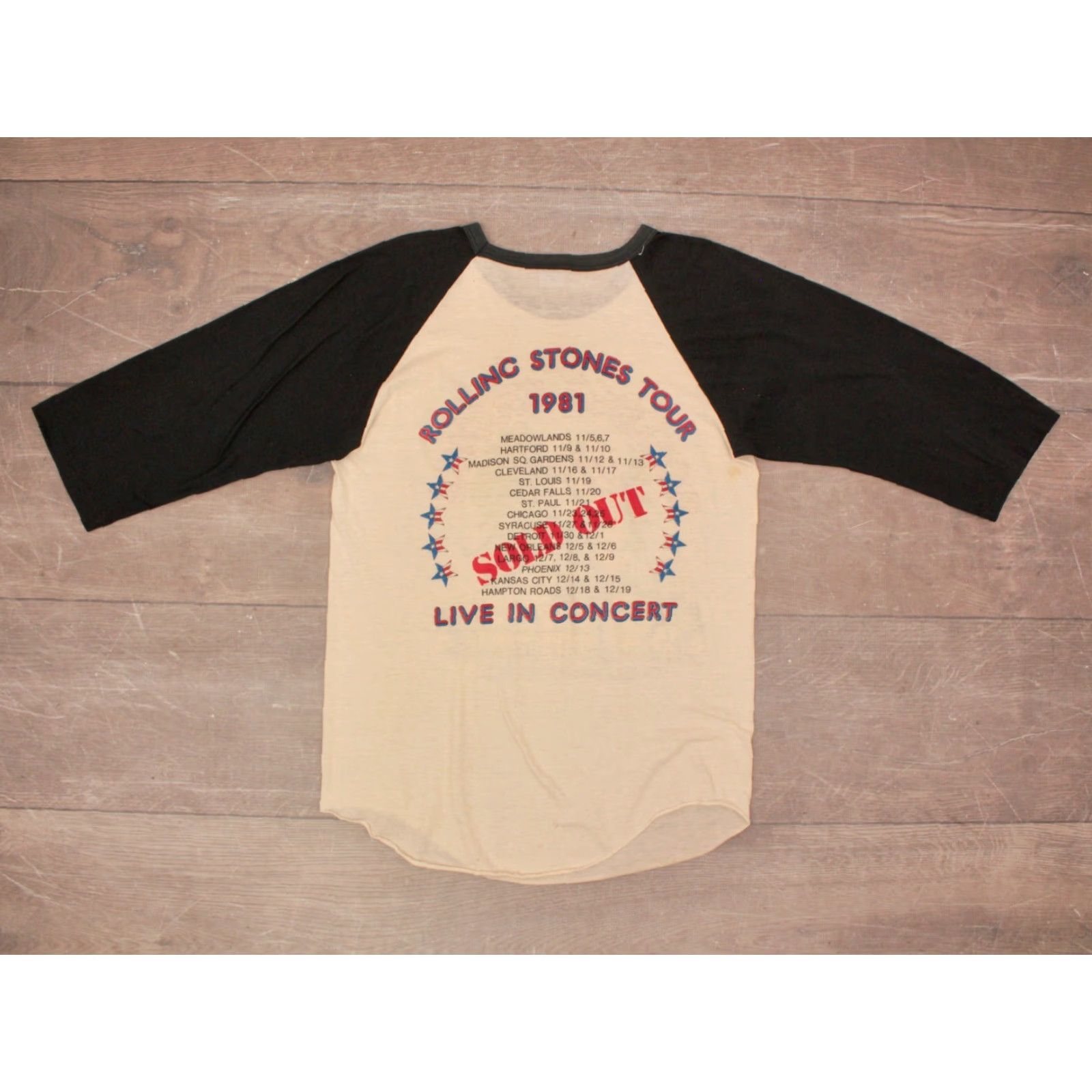 Vintage VINTAGE Men's VTG 80s Rolling Stones '81 Tour TShirt Sz M 1980s Band Dragon T-shirt Shirt Mens Black Graphic Tee Size US M / EU 48-50 / 2 - 2 Thumbnail