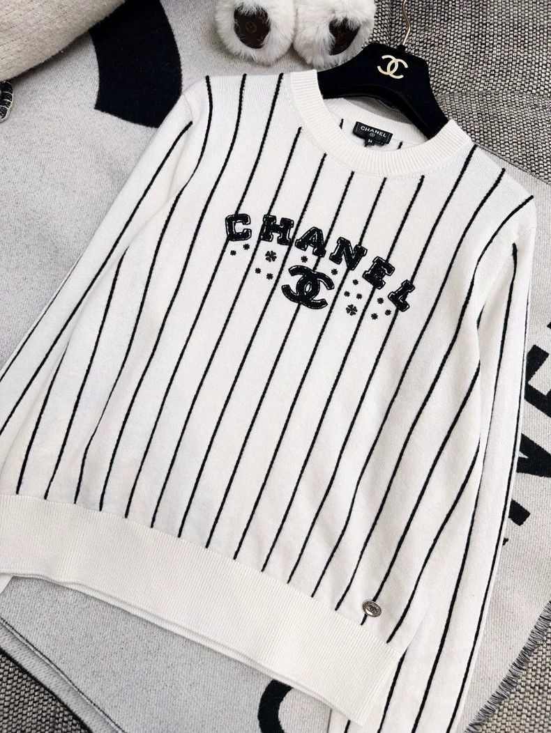 Chanel Chanel 23p preview series white vertical striped cashmere Size XS / US 0-2 / IT 36-38 - 4 Thumbnail