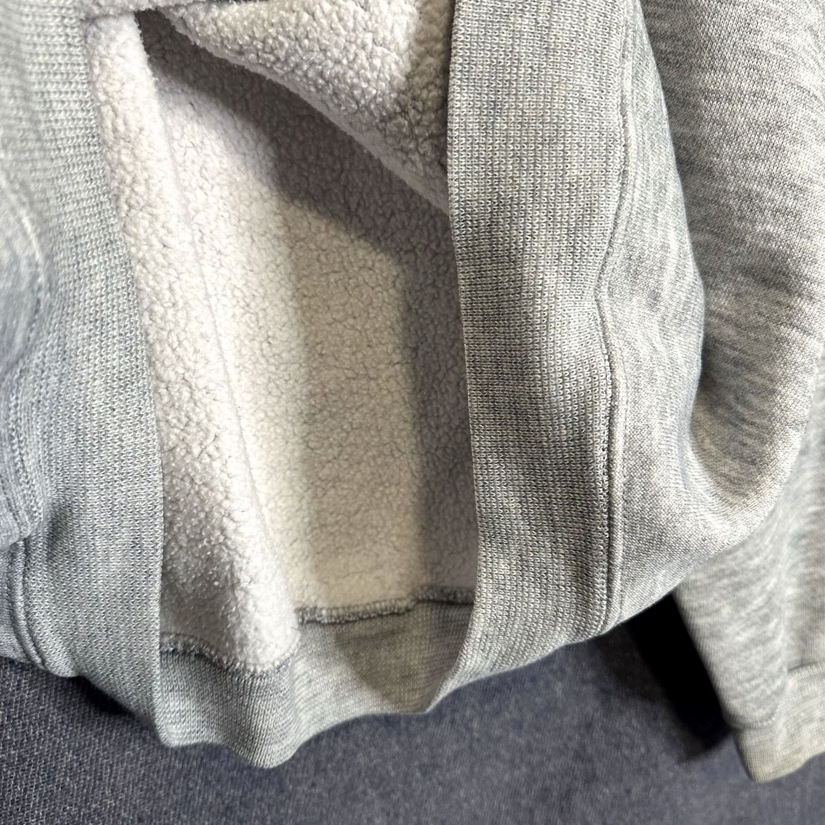 Vintage VINTAGE Sweatshirt Unbranded Crewneck Adult Large Gray 90s 80s USA Classic Pullover Long Sleeve Cotton Blend Fleece Shirt Mens Size US L / EU 52-54 / 3 - 4 Thumbnail