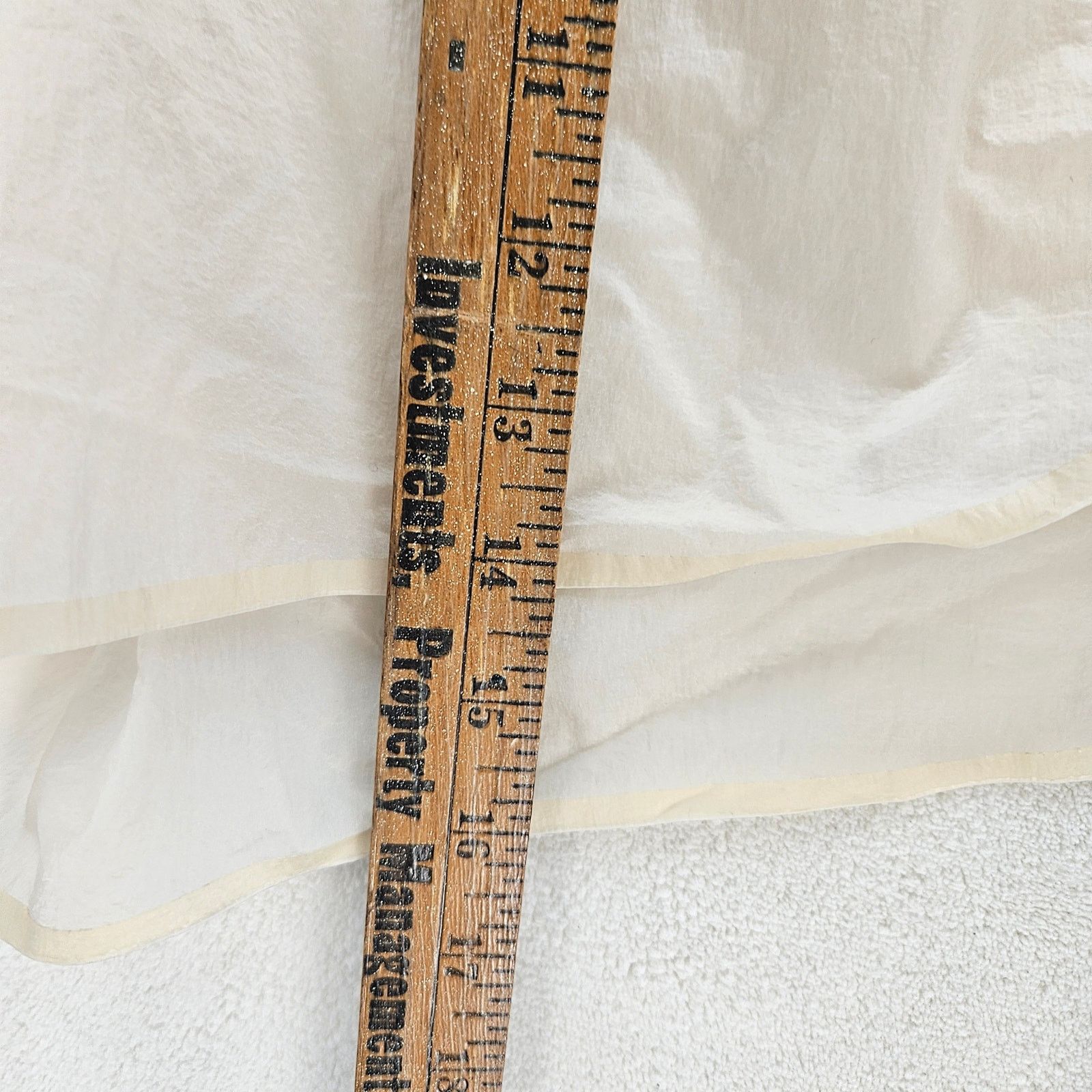 Lululemon LULULEMON WOMEN'S 12 STEP OUT HIGH RISE 3 INCH BEIGE LW7BO4S Size 34" / US 12 / IT 48 - 3 Thumbnail