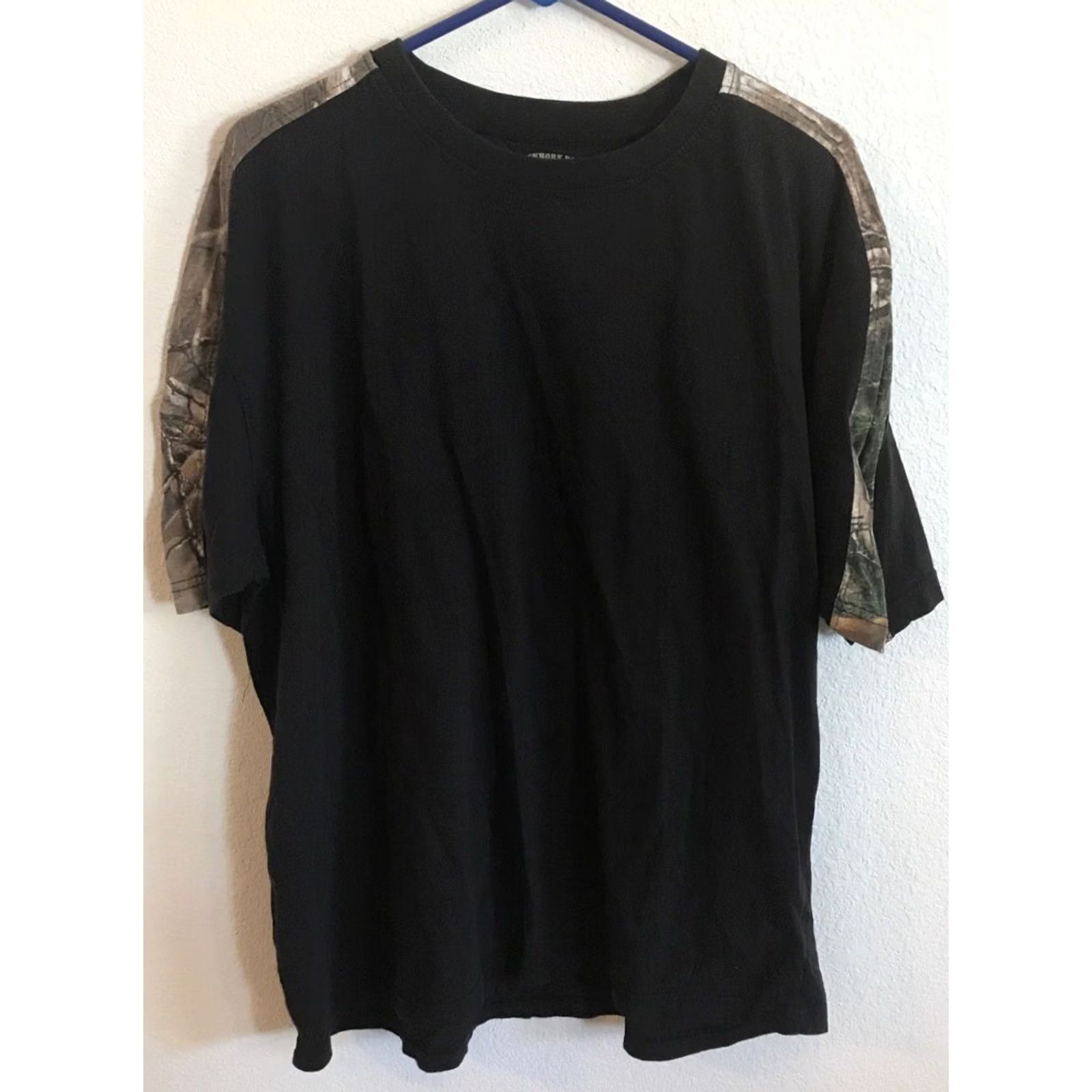 AMO Buckhorn River Men T Shirt XL Short Sleeve Black Camo B400 Size US XL / EU 56 / 4 - 2 Thumbnail