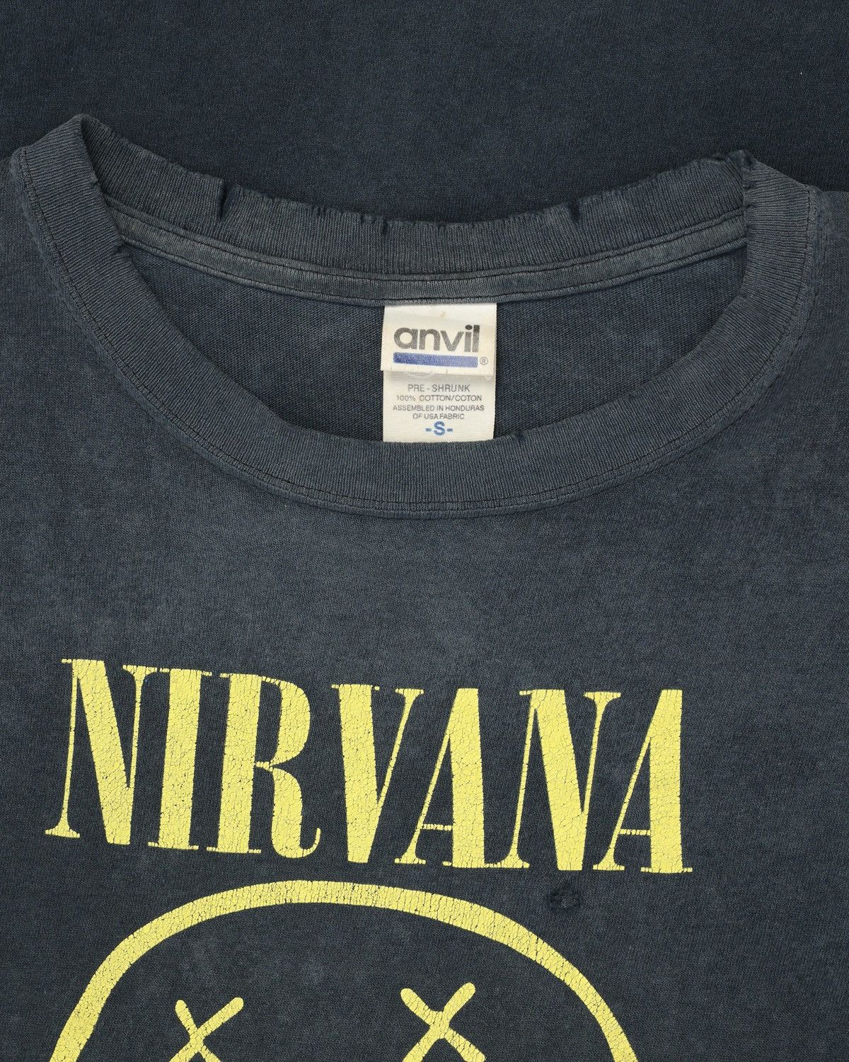 Band Tees Nirvana 2003 Faded Trashed Distressed Smiley Corp Whores t Size US S / EU 44-46 / 1 - 3 Thumbnail