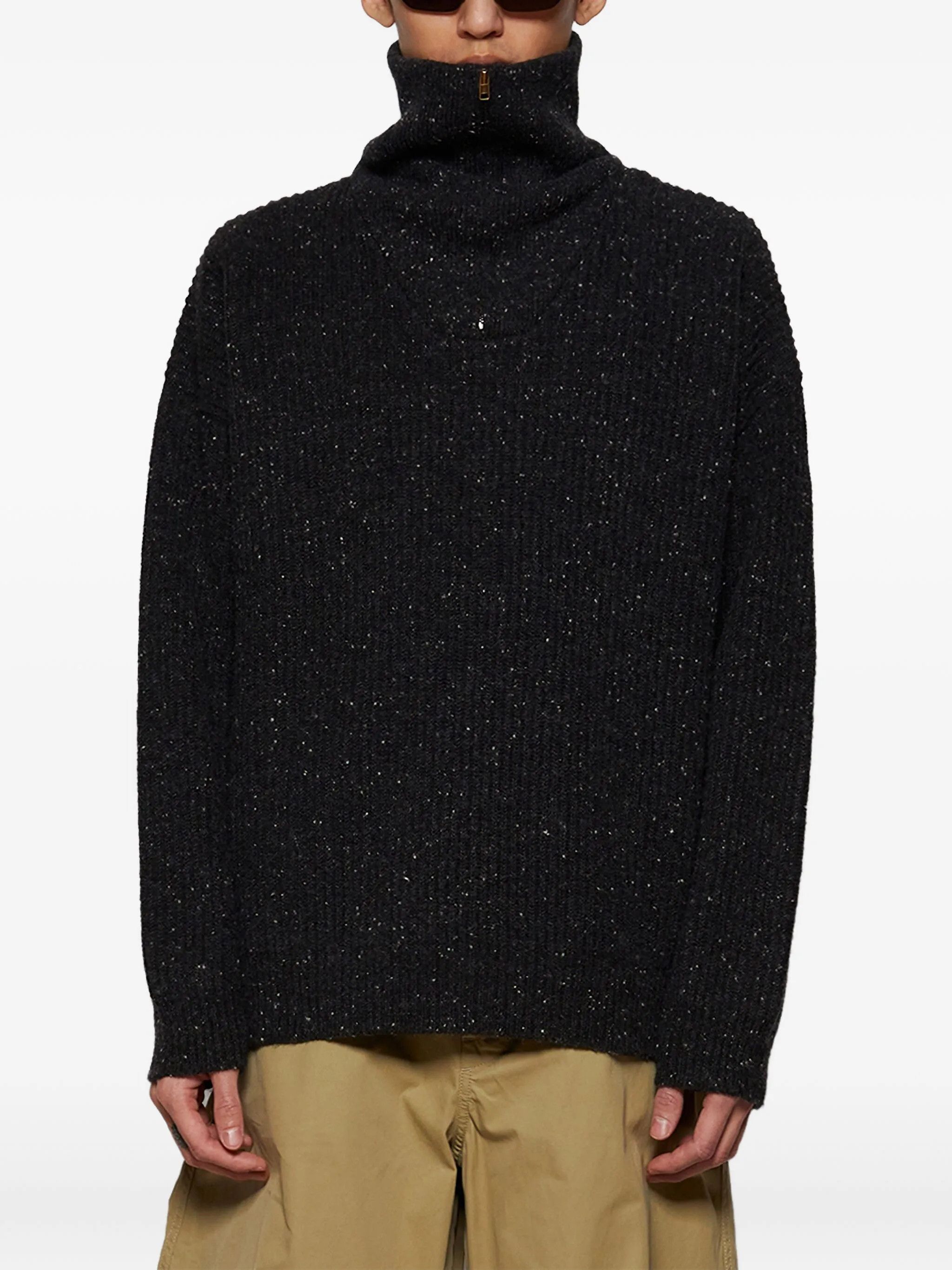 Maison Margiela o1w1db10226 Zip-neck Textured Knit Sweater in Dark Grey Size US XL / EU 56 / 4 - 3 Thumbnail