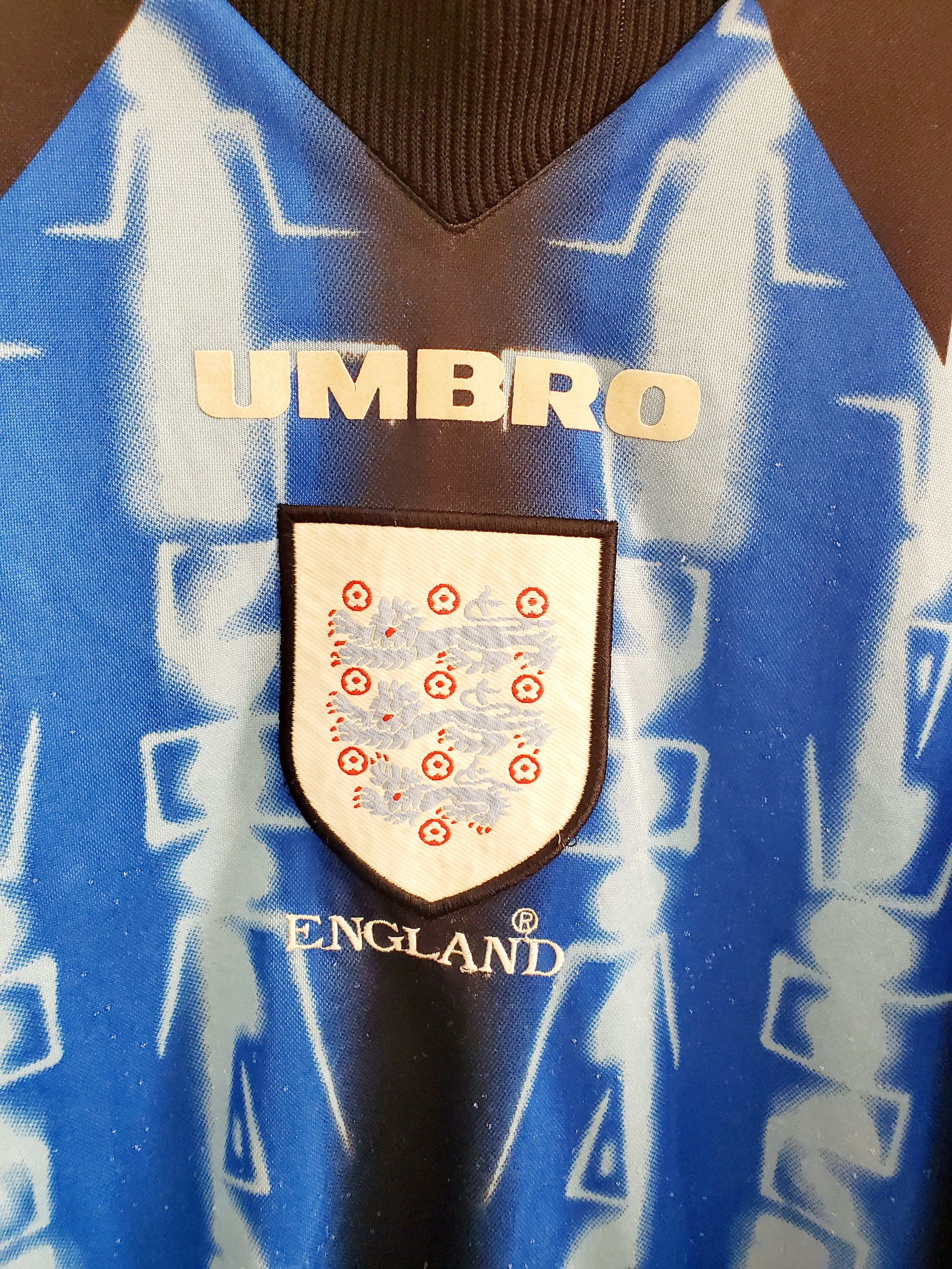 Umbro × Vintage 1997-98 England Goalkeeper jersey size S,M Size US S / EU 44-46 / 1 - 2 Thumbnail