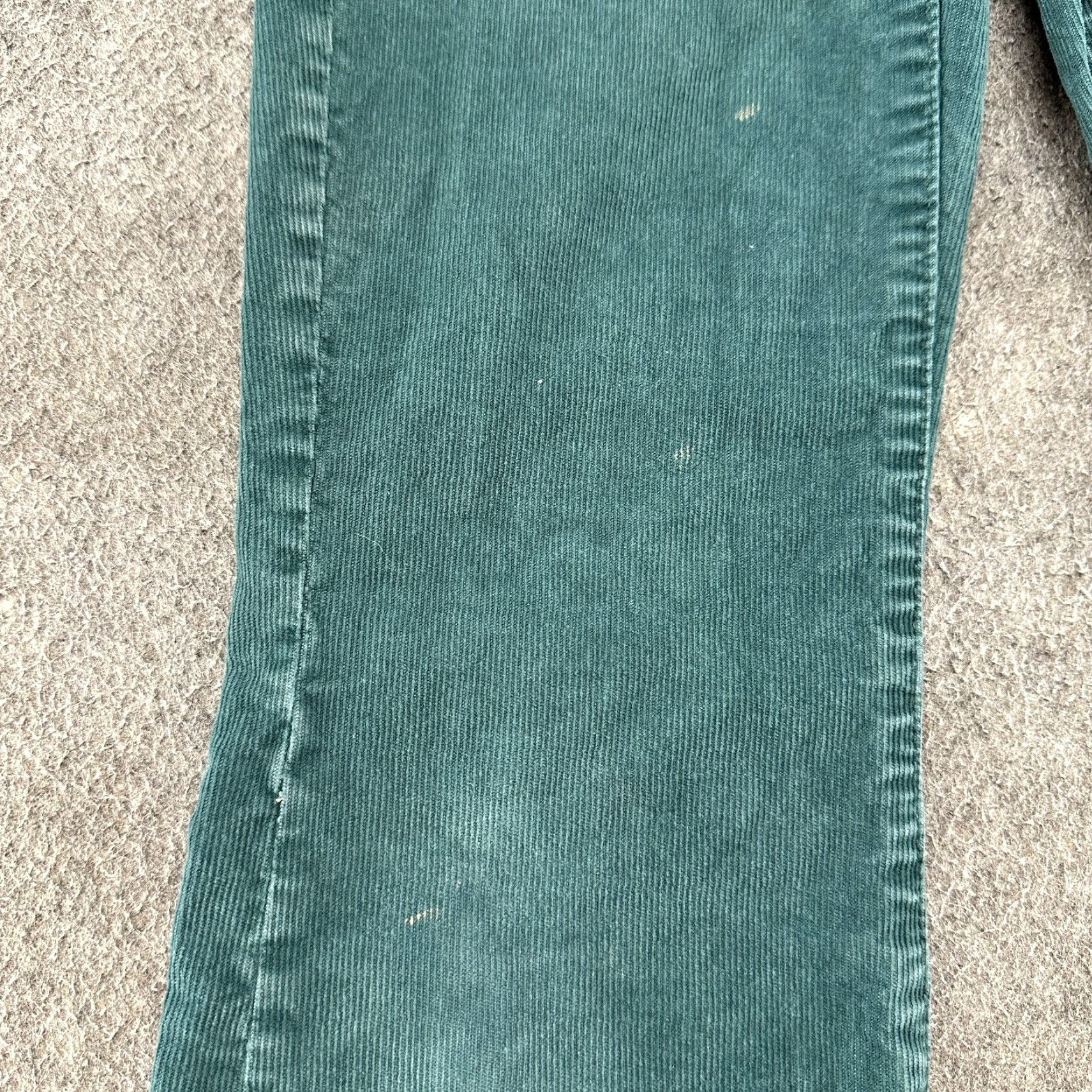 American Eagle Outfitters American Eagle Outfitters Pants Womens 2 Green Corduroy Super Hi Rise Flare Stretch Cotton Modern Retro 30 Inseam Buttons Pockets Casual Size 26" / US 2 / IT 38 - 3 Thumbnail