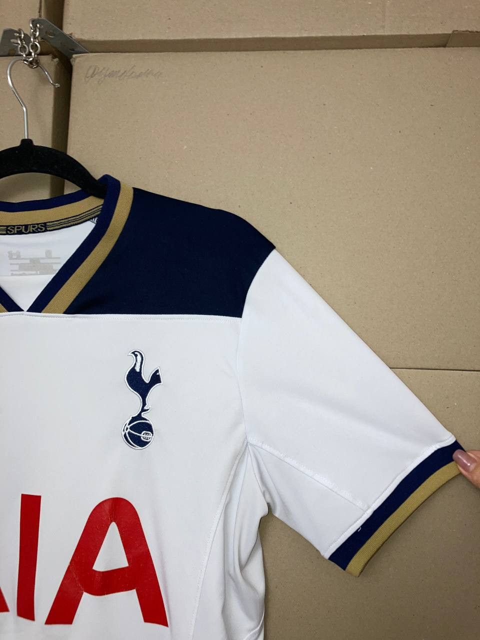Under Armour TOTTENHAM HOTSPUR 2016/2017 HOME SOCCER JERSEY UNDER ARMOUR Size US S / EU 44-46 / 1 - 8 Thumbnail