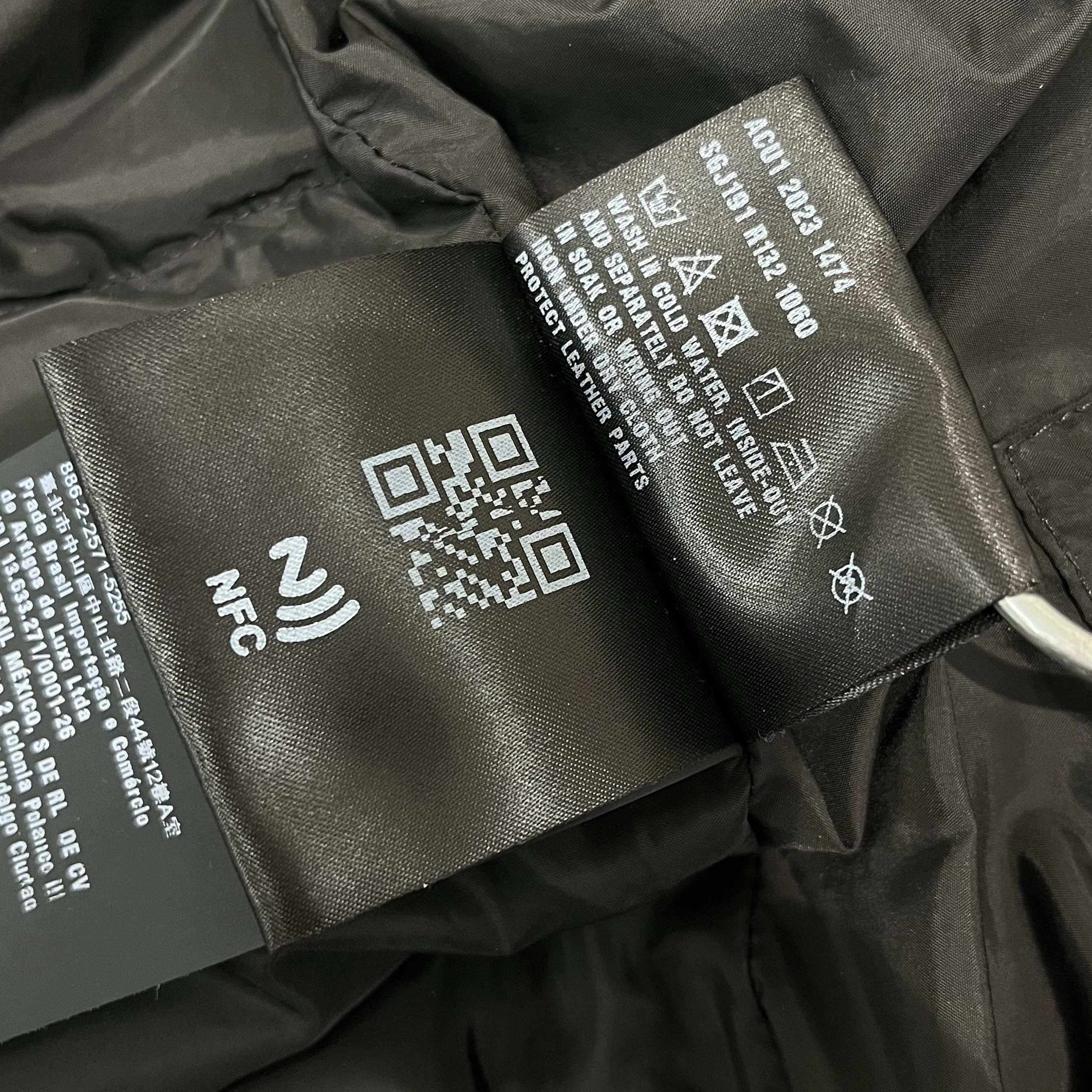 Prada Prada Padded Re-Nylon Vest Black Size US L / EU 52-54 / 3 - 6 Thumbnail