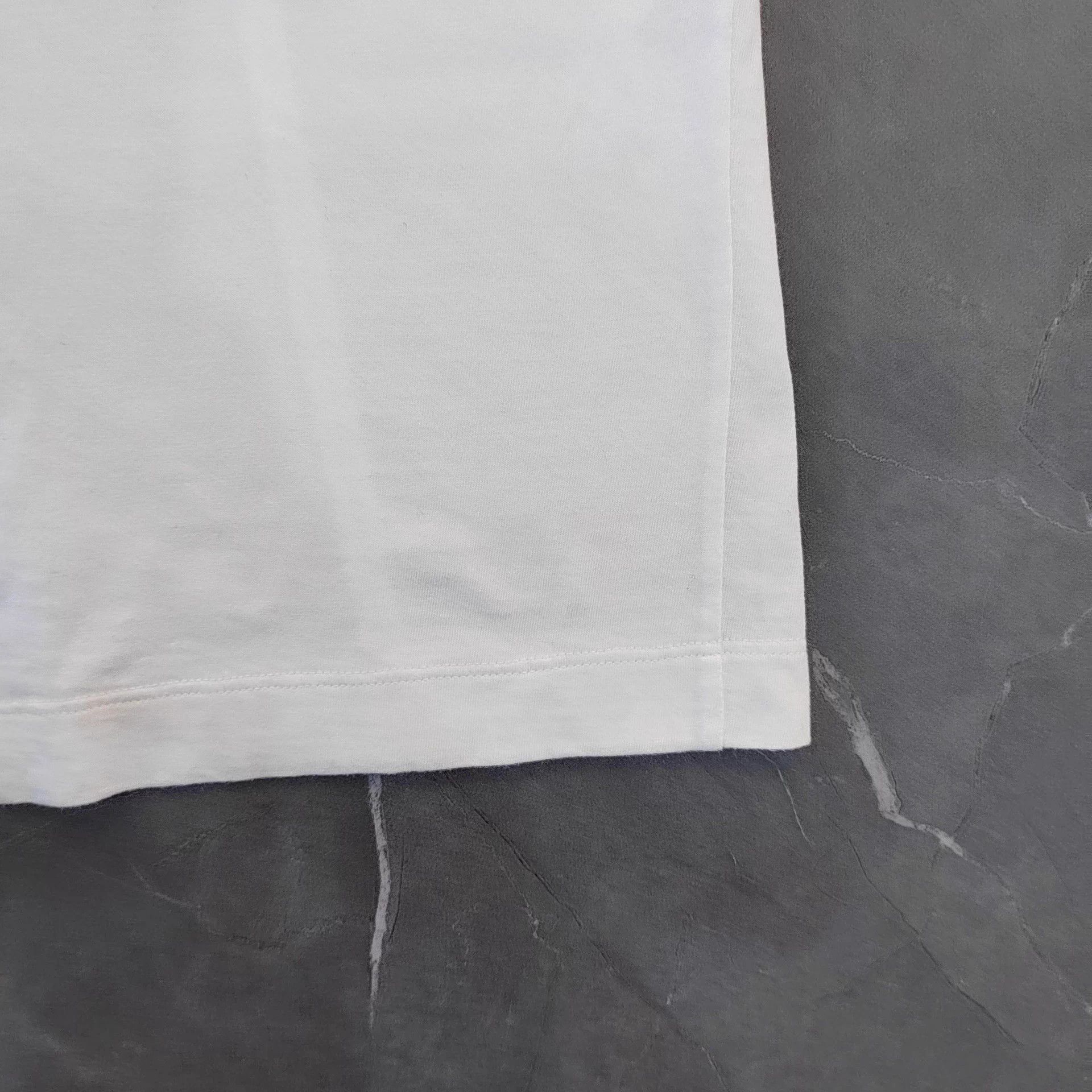 Valentino VALENTINO White Short-Sleeve T-Shirt S Size S / US 4 / IT 40 - 4 Thumbnail