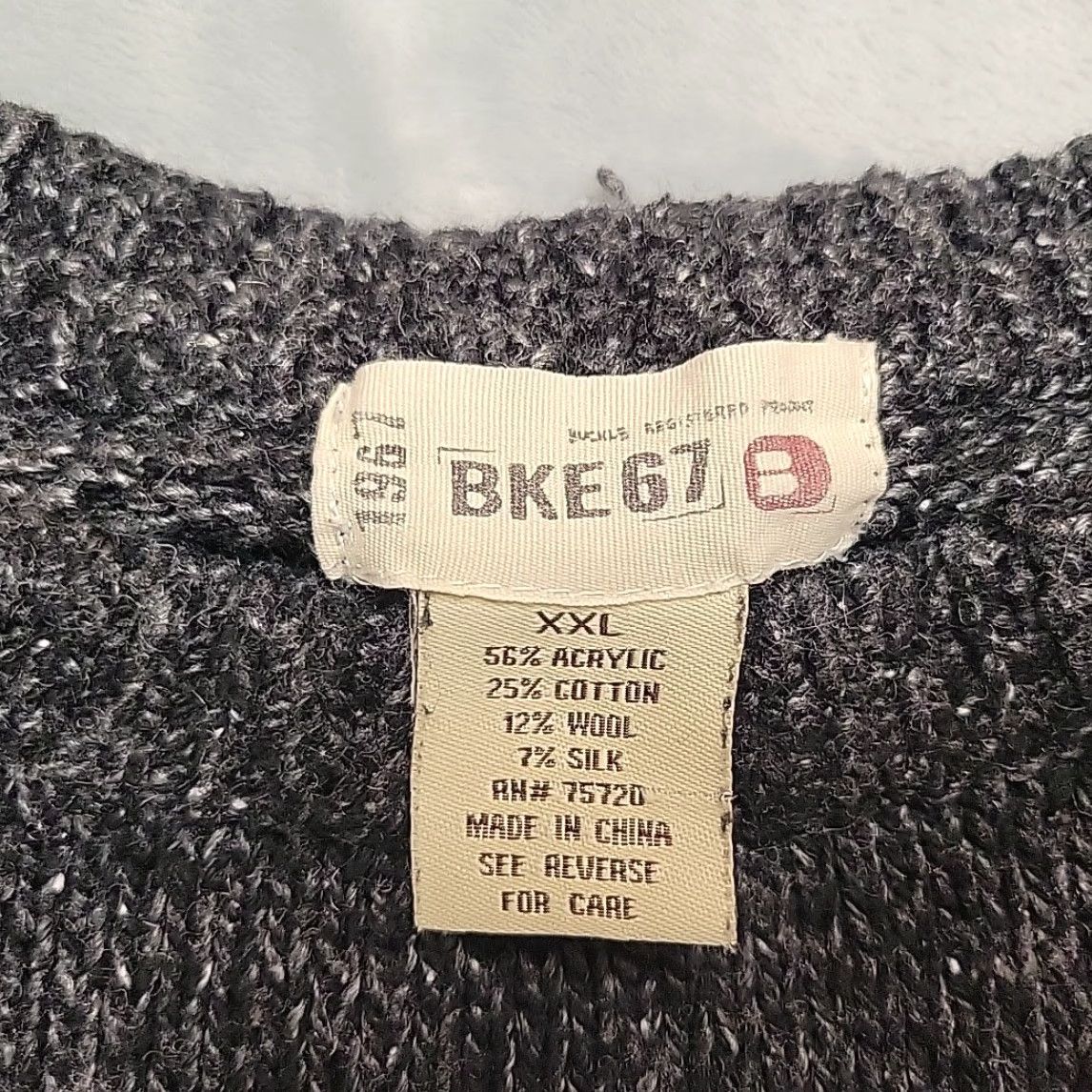 Vintage VINTAGE Buckle Sweater Men 2XL Gray Wool Silk Blend Crewneck Pullover Casual Knitted Knit Solid Long Sleeve Mens Size US XXL / EU 58 / 5 - 3 Thumbnail