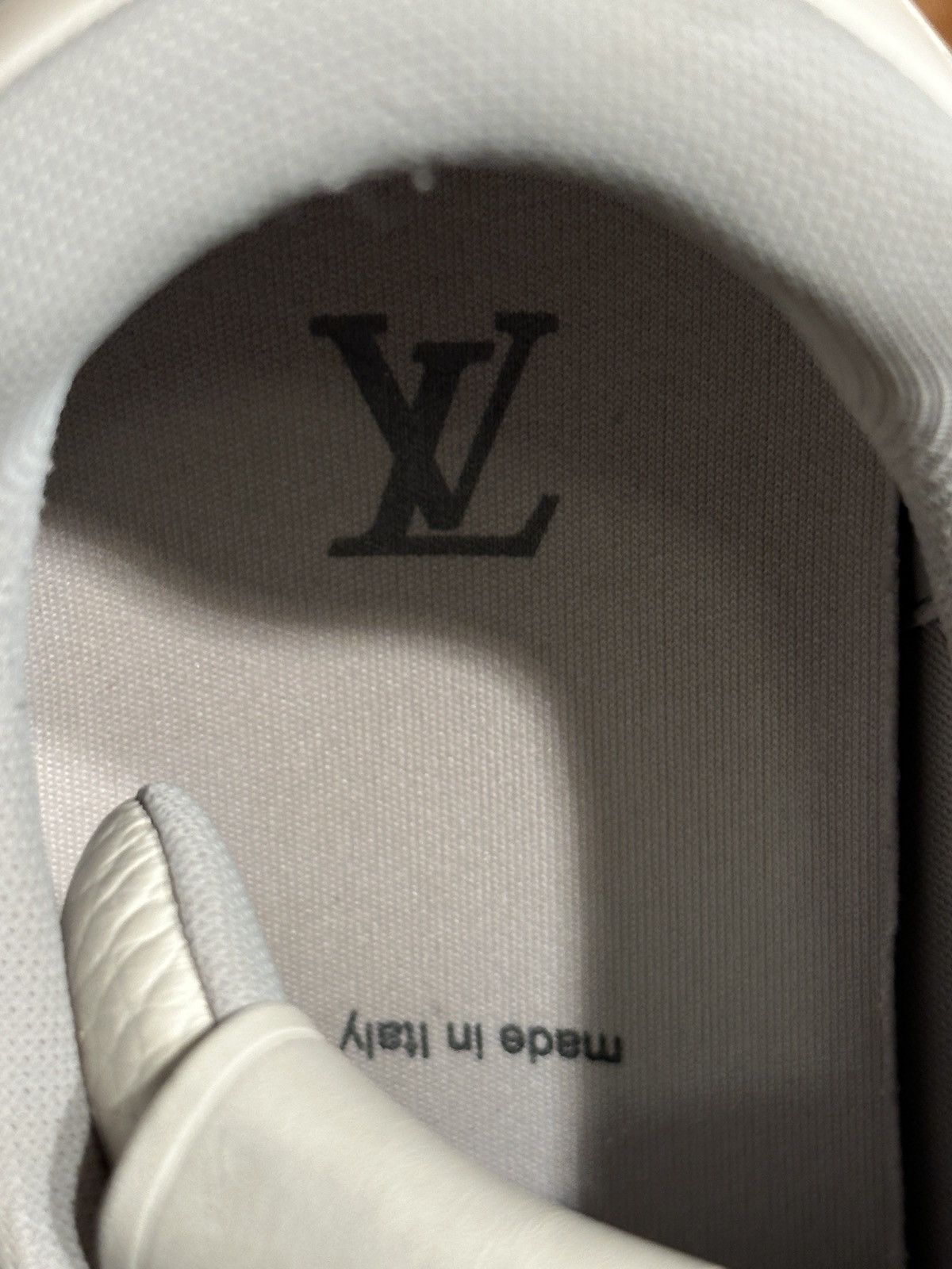 Louis Vuitton Louis Vuitton Signature Trainers Size US 11.5 / EU 44-45 - 10 Thumbnail