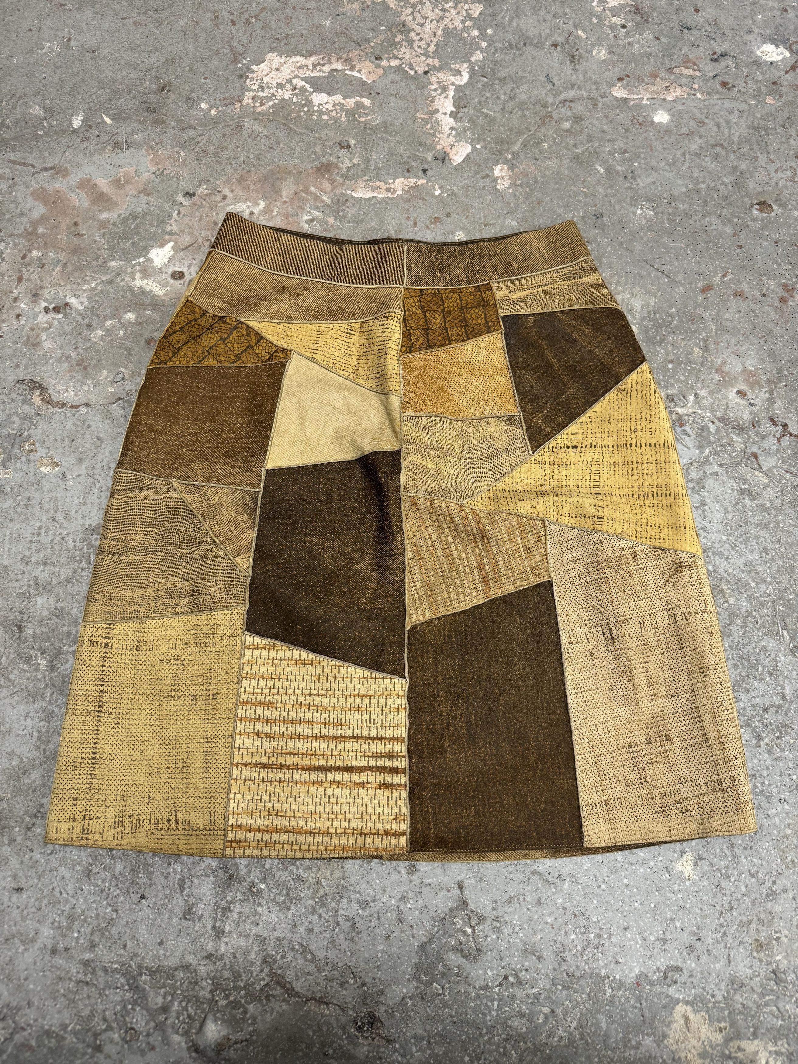 Roberto Cavalli × Vintage 2000s Roberto Cavalli Patchwork Hybrid Leather Camel Skirt Size 26" / US 2 / IT 38 - 2 Thumbnail