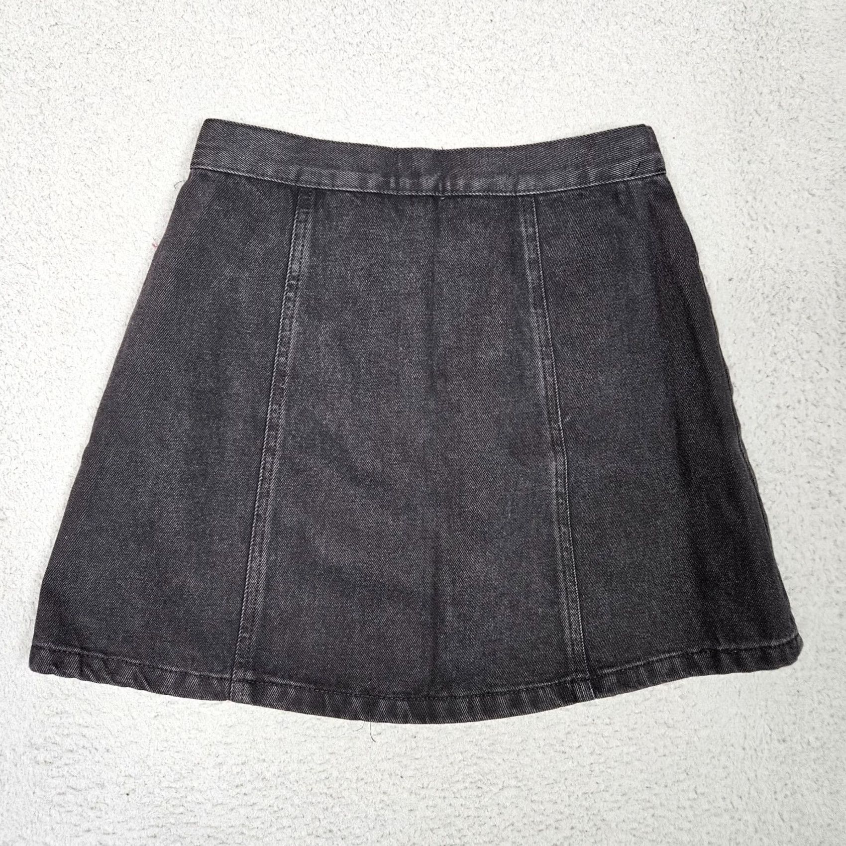 Urban Outfitters BDG Urban Outfitters Women's Black Mini Denim Skirt M Size Urban Outfitters Skirt Women Black Mini Denim Short All Seasons 90s? (Adjust not adding) Size 32" / US 10 / IT 46 - 5 Thumbnail