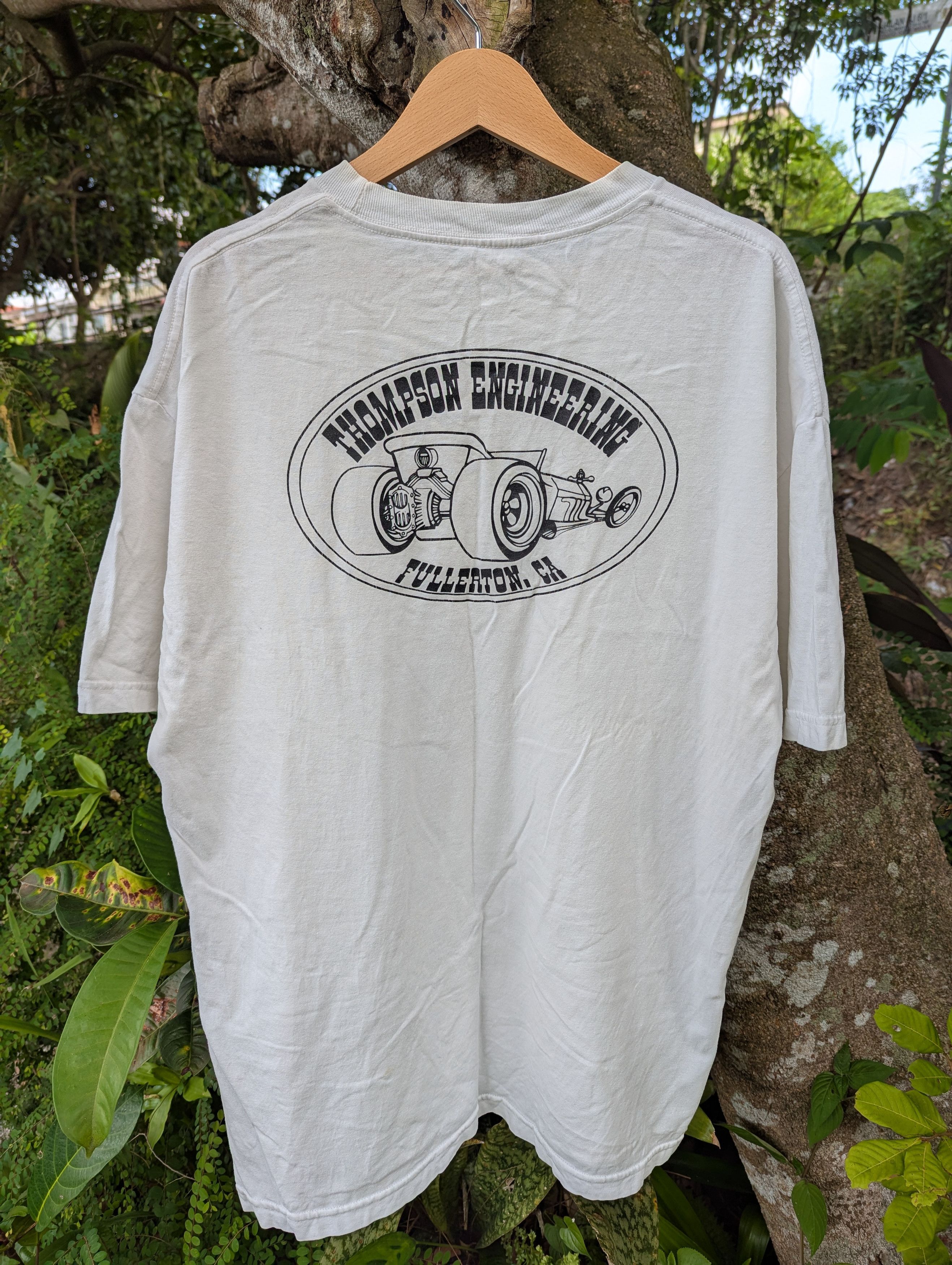 Vintage CUSTOM HOTROD THOMPSON ENGINEERING TSHIRT Size US XL / EU 56 / 4 - 1 Thumbnail